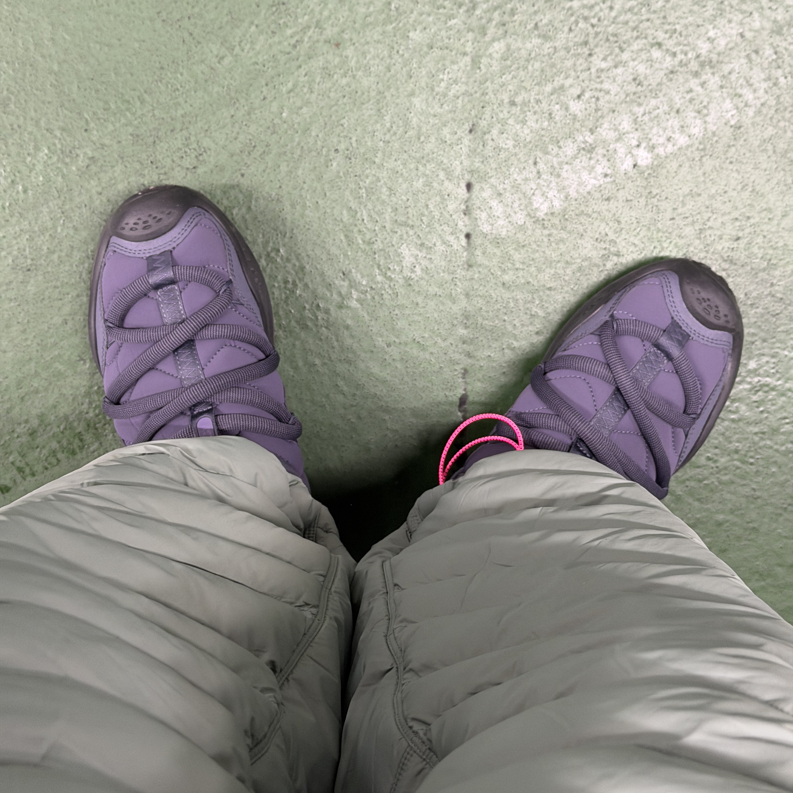 Hoka Ora Primo Squid Ink Black, Nike ACG Lava Flow Therma-Fit ADV Trousers Clay Green Mint Foam - Asia 착용 스타일 - 3