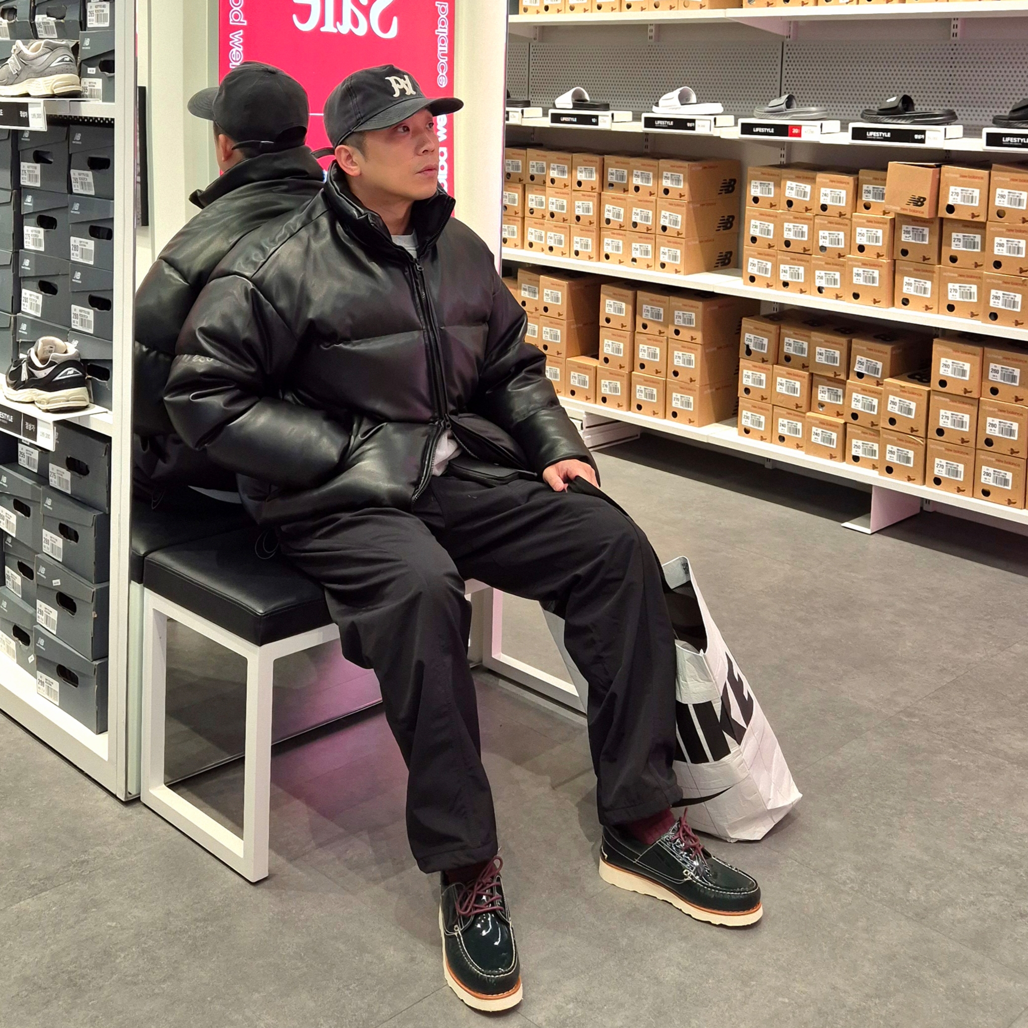 KASINA x Timberland 3 Eye Wedge Vibram Dark Green, QT8 Garments GB Synthetic Leather Duck Down Short Padding Black 착용 스타일 - 1