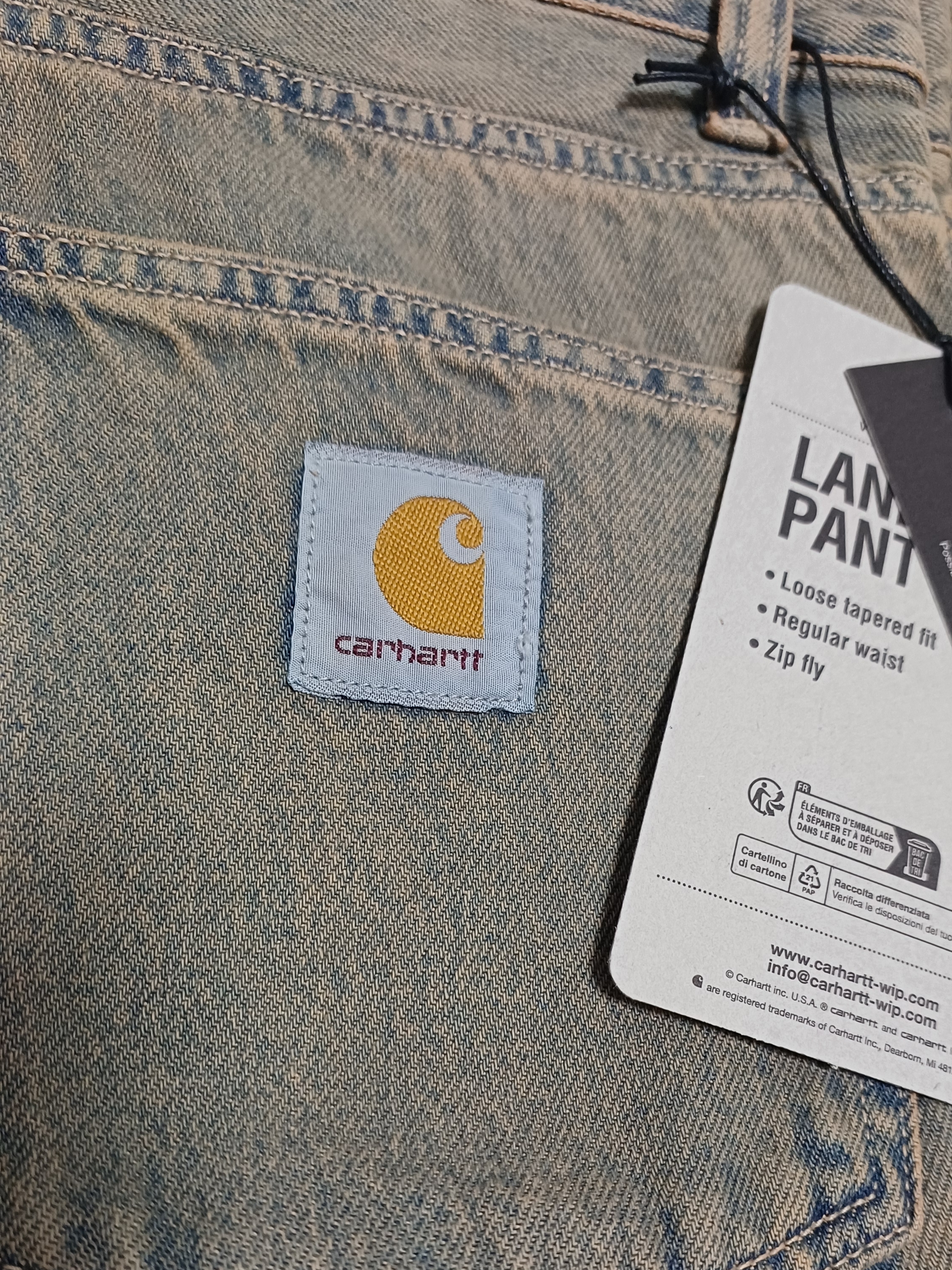 Carhartt WIP Landon Pants Blue Leather Garment Dyed 착용 스타일