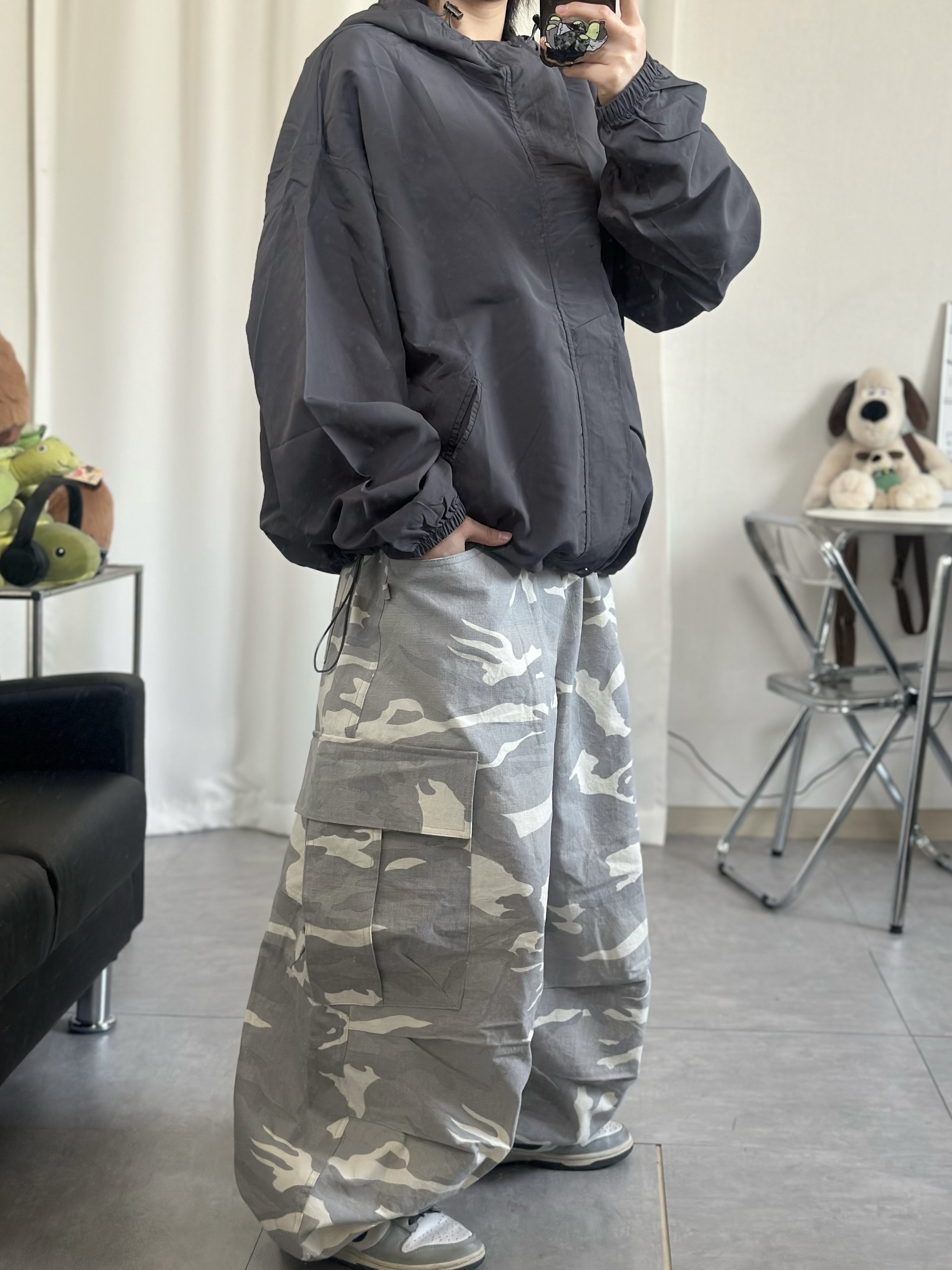 (W) Nike Dunk Low Light Smoke Grey 착용 스타일 - 2