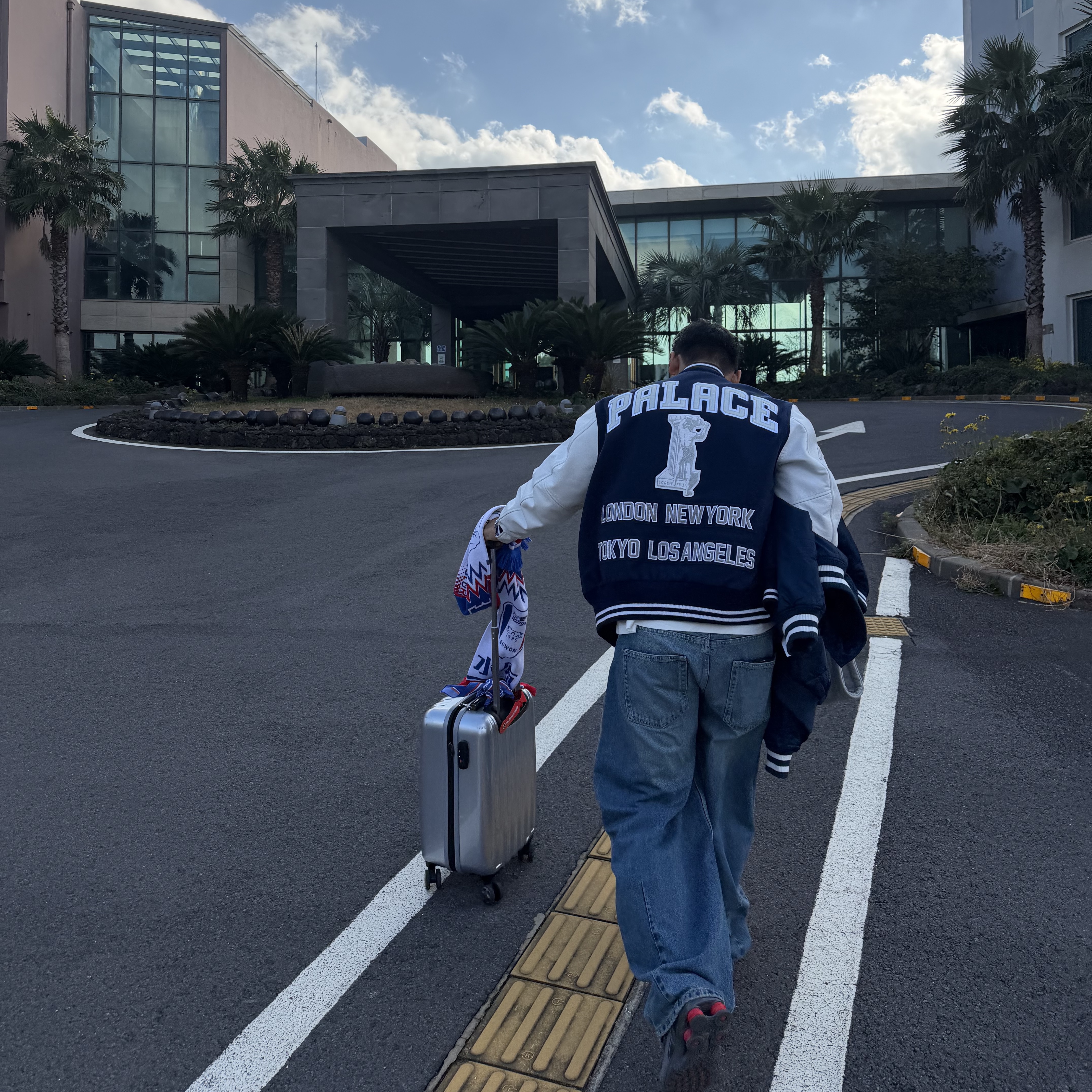 Palace Greek Varsity Jacket Blue - 22FW 착용 스타일