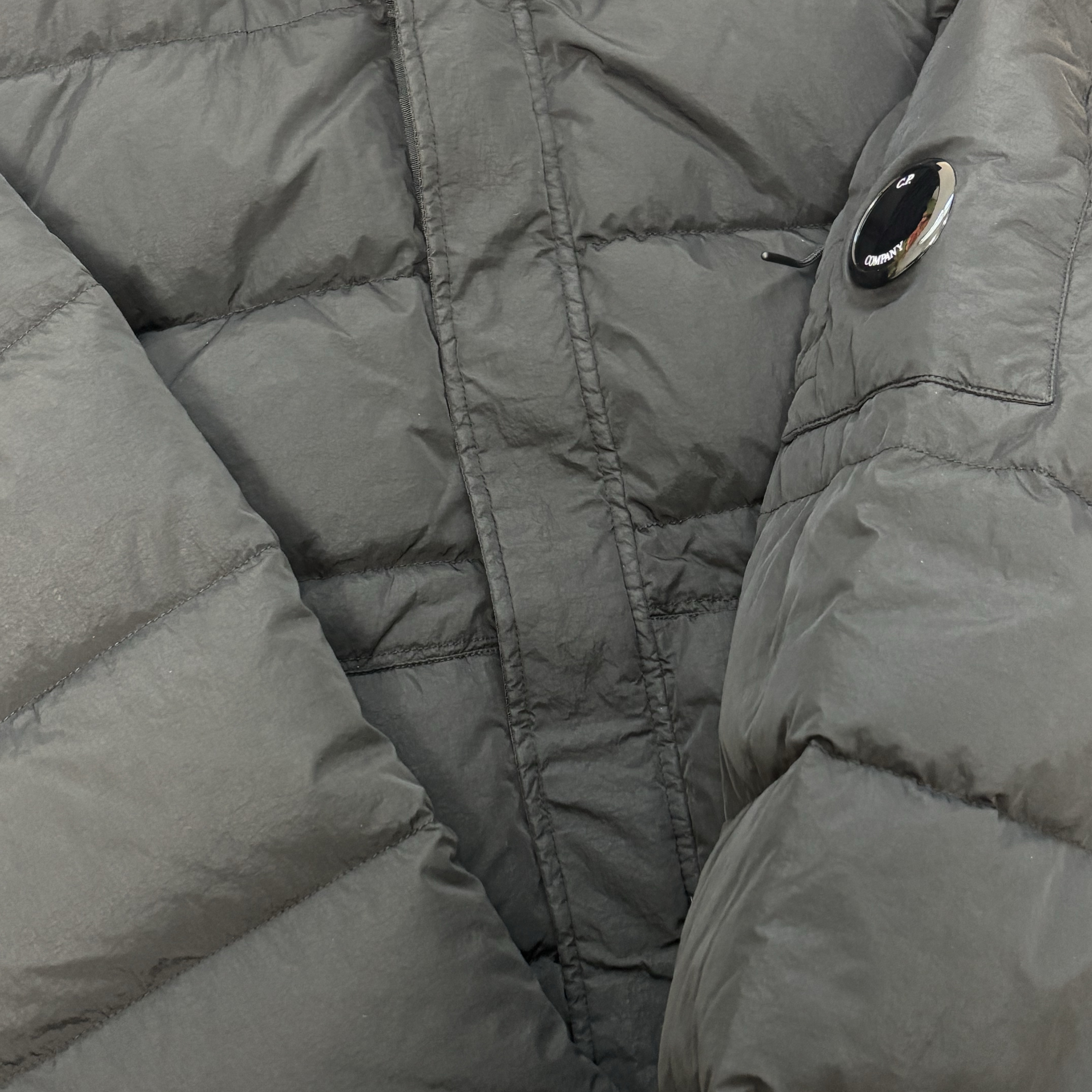 C.P. Company Chrome-R Down Jacket Black - 25FW 착용 스타일
