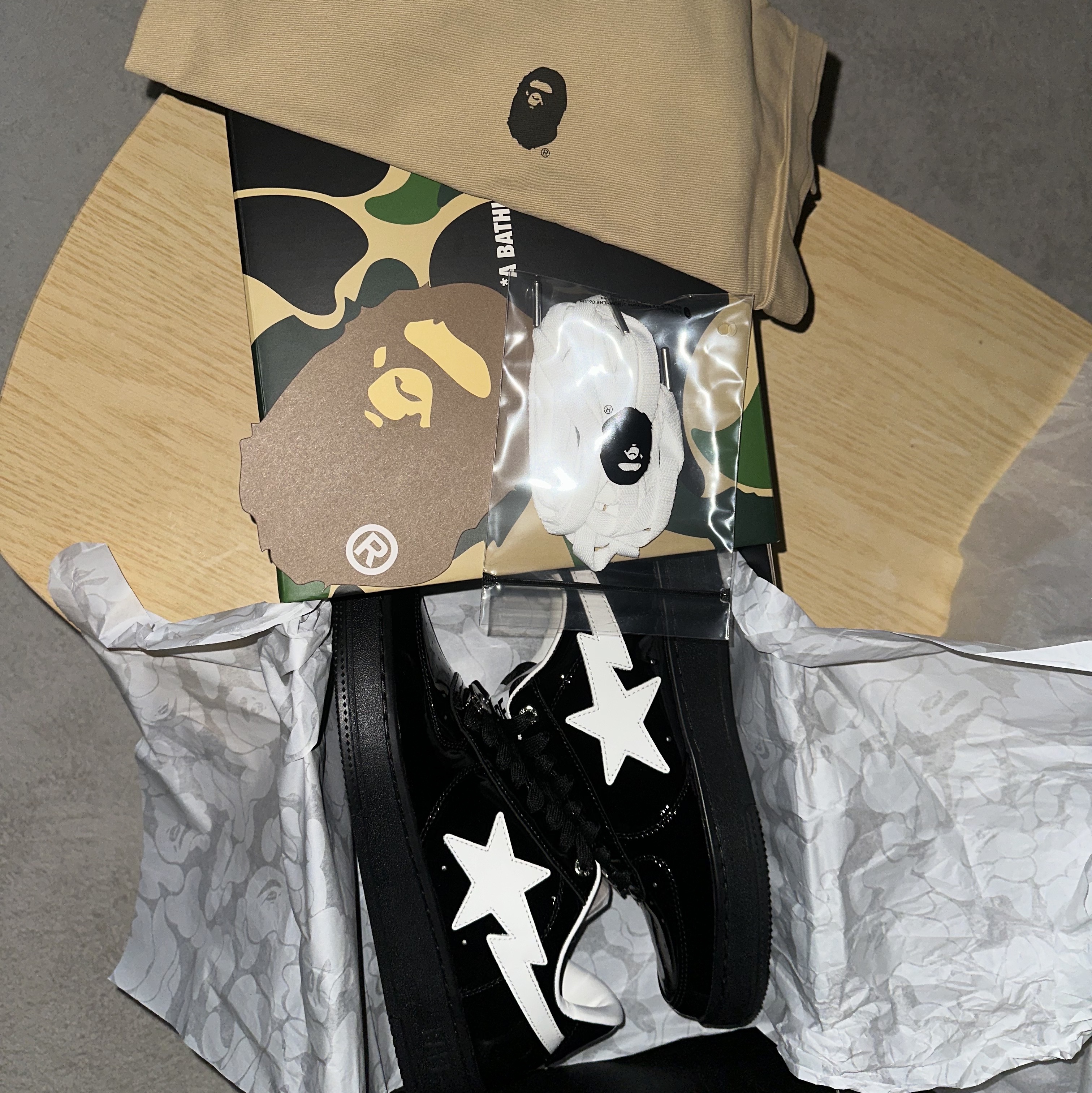 BAPE Sta #1 Black 착용 스타일 - 3