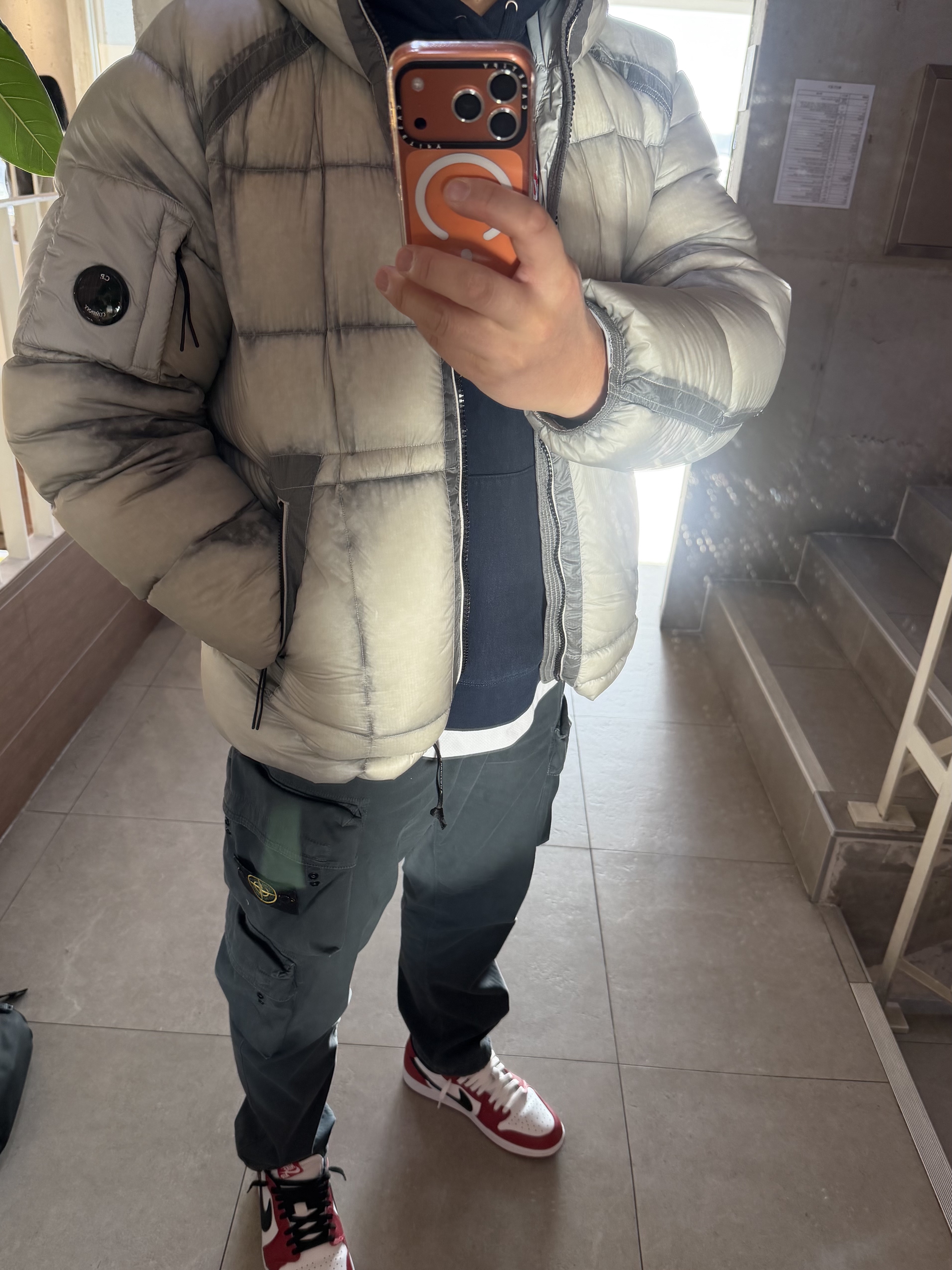Jordan 1 Retro Low OG Chicago, C.P. Company Korea Exclusive D.D. Shell Hooded Down Jacket Lunar Rock - 25FW 착용 스타일