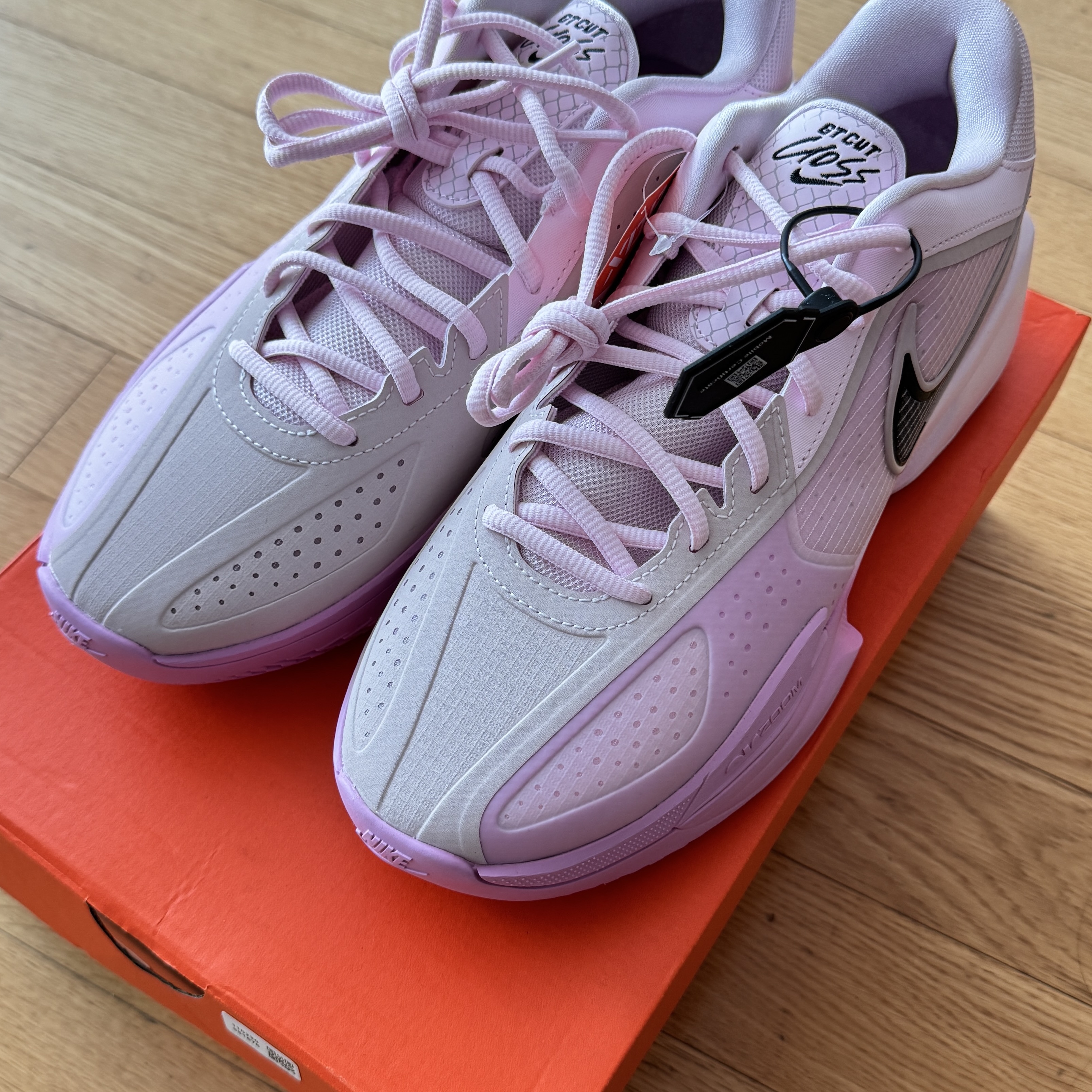 Nike G.T. Cut Cross EP White Barely Grape 착용 스타일 - 1