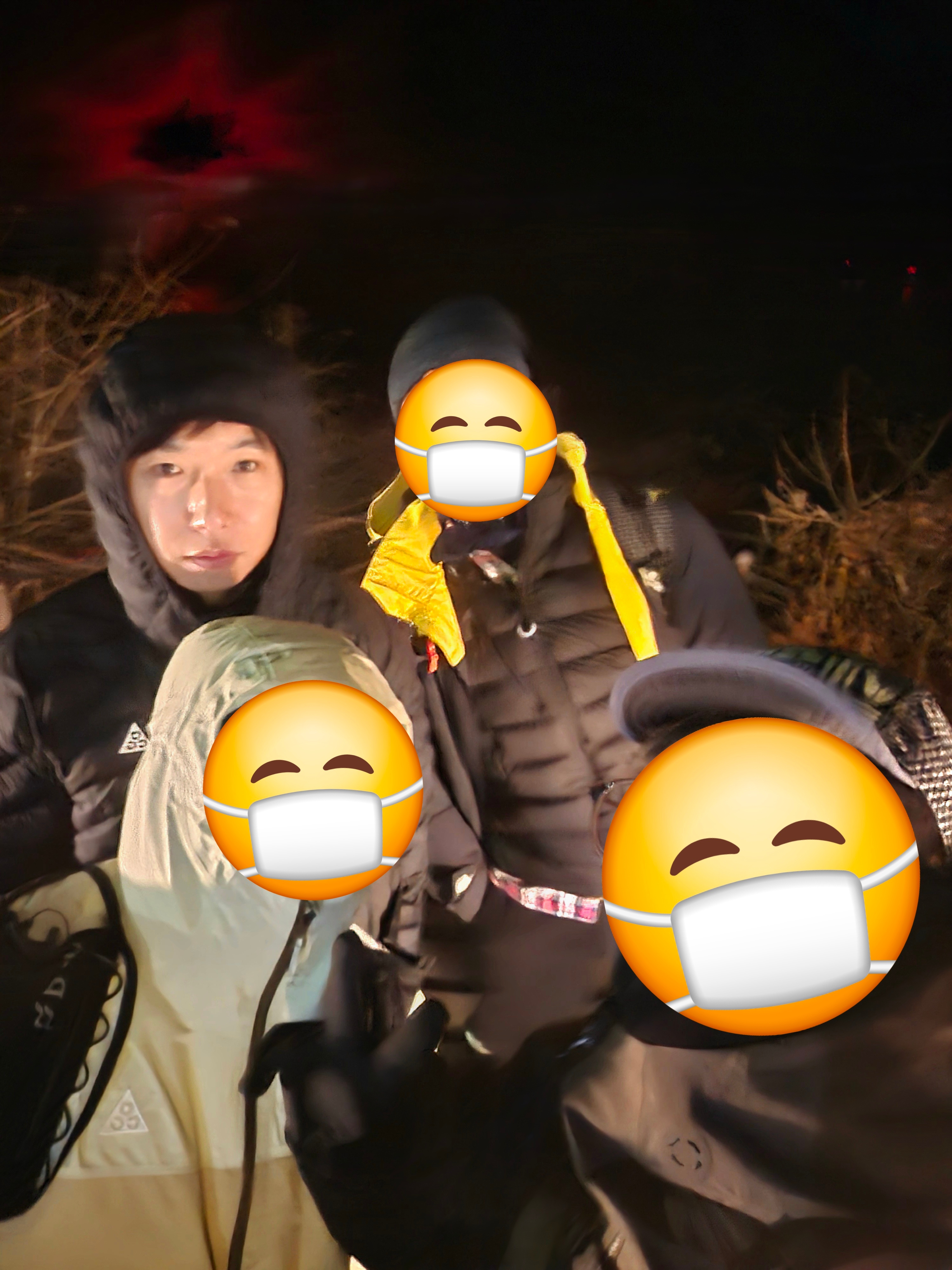 Nike ACG Lava Flow Therma-Fit ADV Jacket Black Summit White - Asia, Arc'teryx Heliad 6 Crossbody Bag Black 착용 스타일 - 1