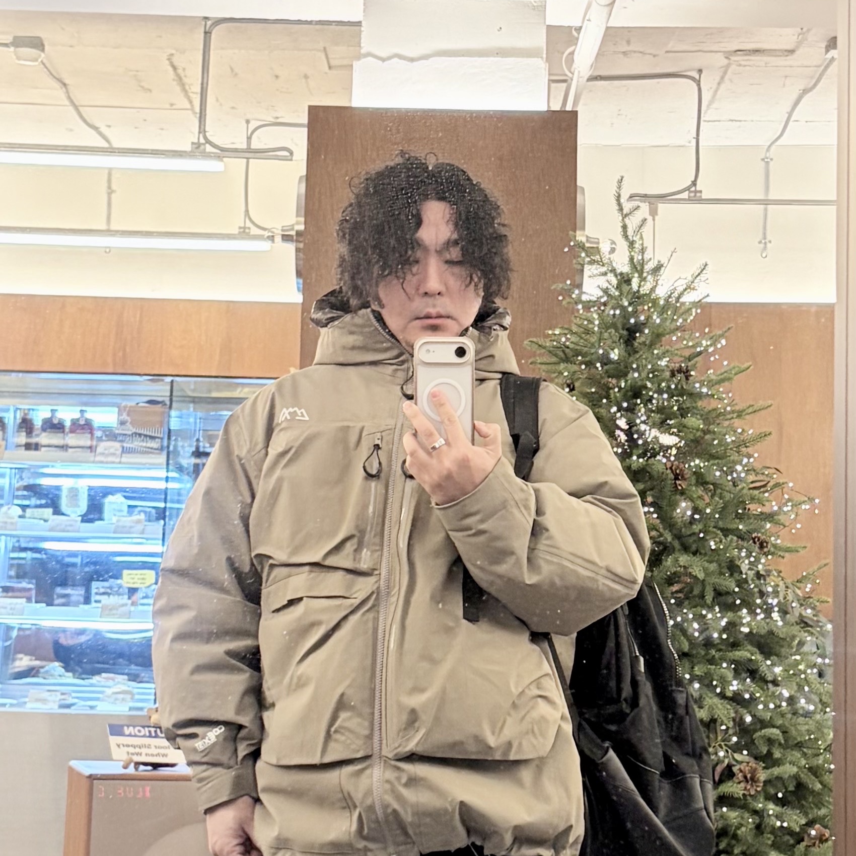 Visvim Cordura 20L Backpack Black, And Wander x Hidden NY Waffle Long Sleeve T-Shirt Gorge 착용 스타일 - 1