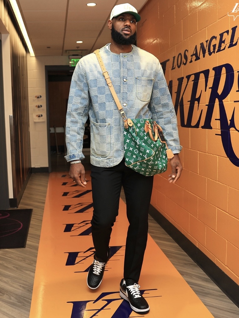 Louis Vuitton Damier Denim Chic Jacket Indigo, Louis Vuitton Speedy P9 Bandouliere 50 Monogram Green 착용 스타일