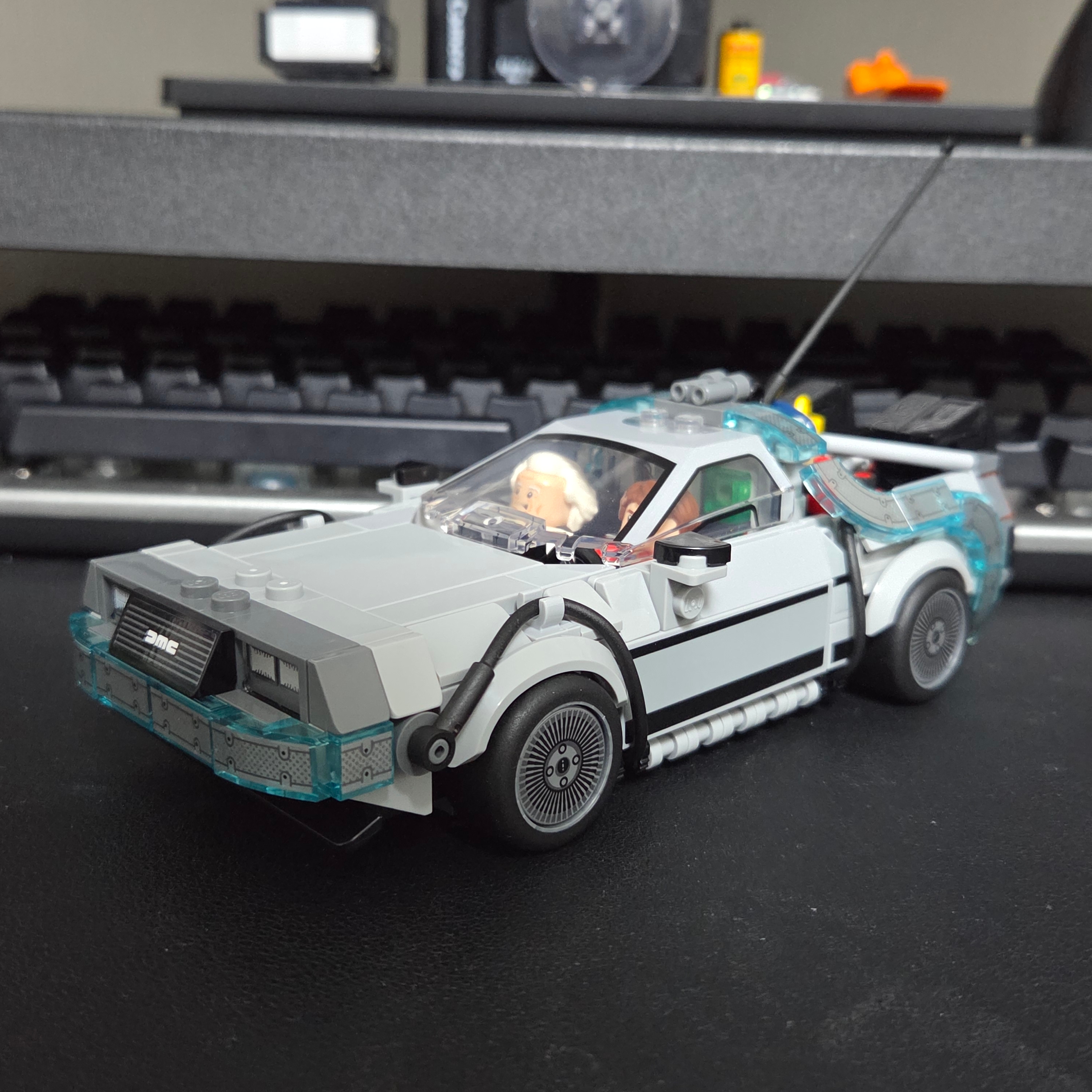 Lego Speed Champions Time Machine from Back to the Future 착용 스타일 - 1
