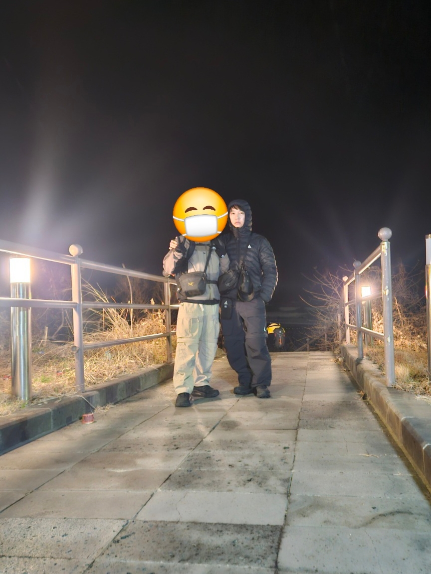 Nike ACG Lava Flow Therma-Fit ADV Jacket Black Summit White - Asia, Arc'teryx Heliad 6 Crossbody Bag Black 착용 스타일 - 2