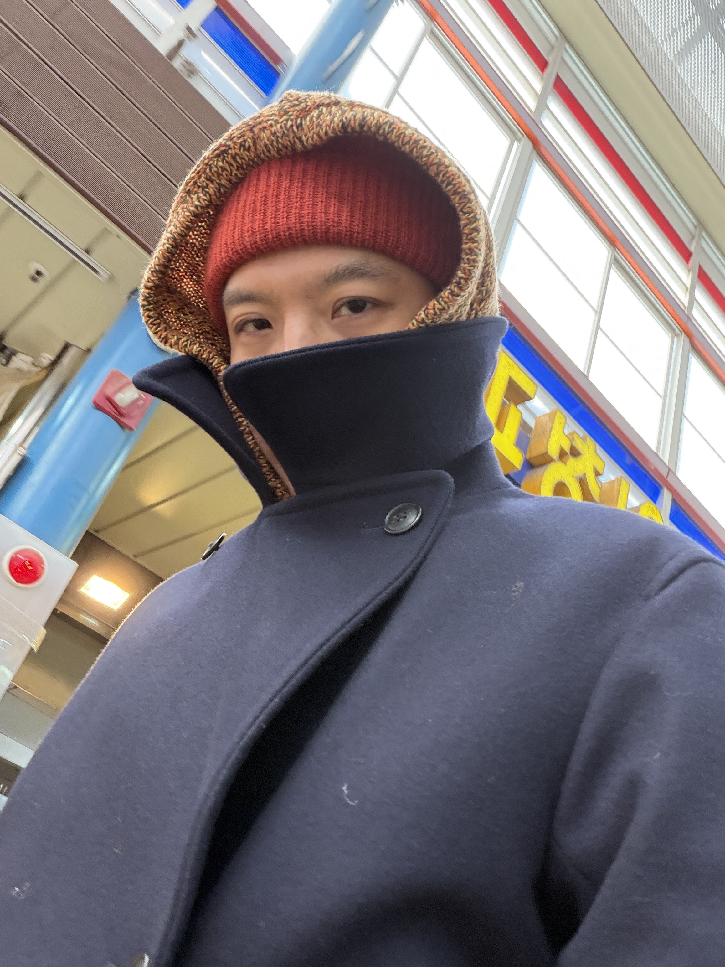 Uniqlo +J Wool Blend OverSized Peacoat Navy 착용 스타일 - 2