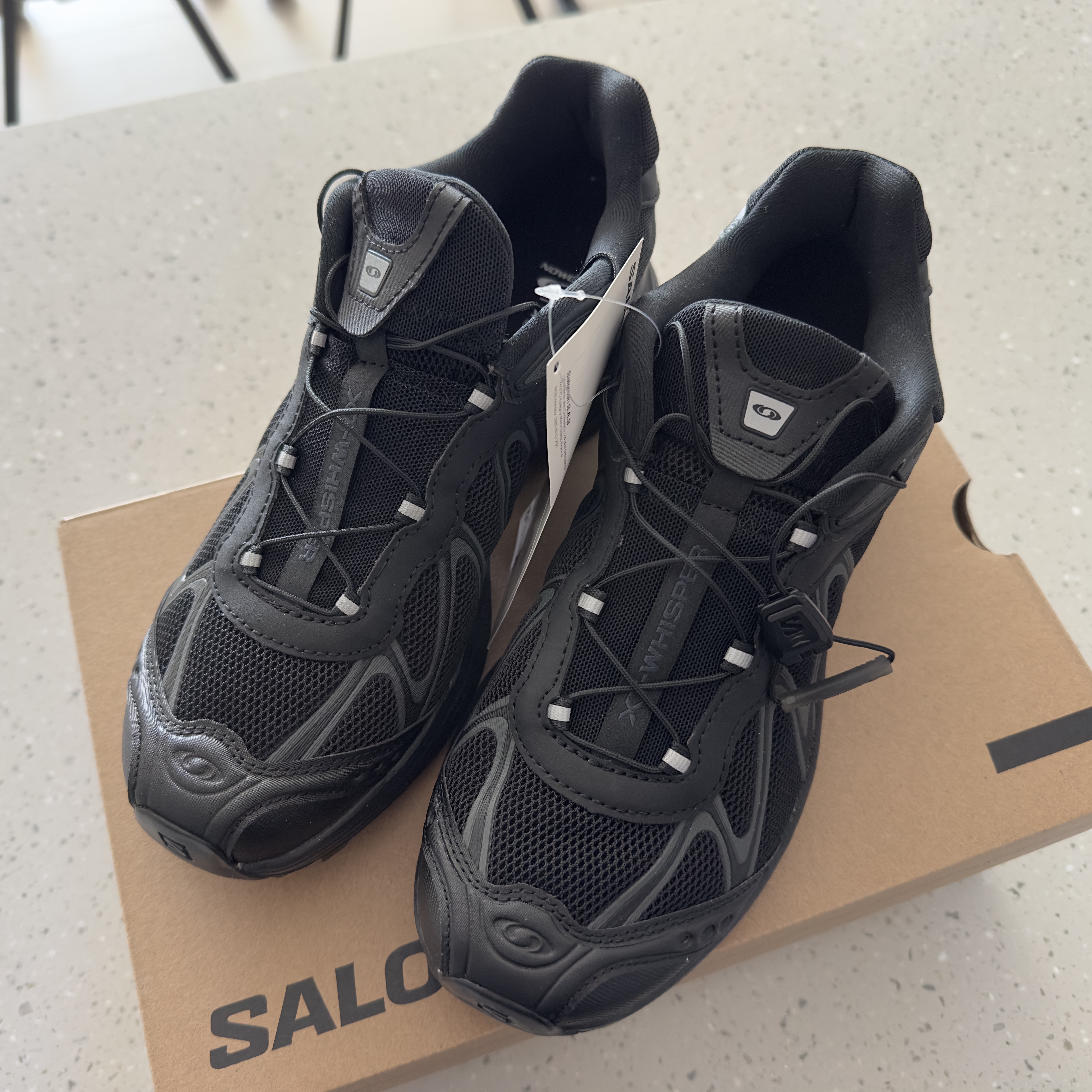 Salomon XT-Whisper Black Asphalt 착용 스타일