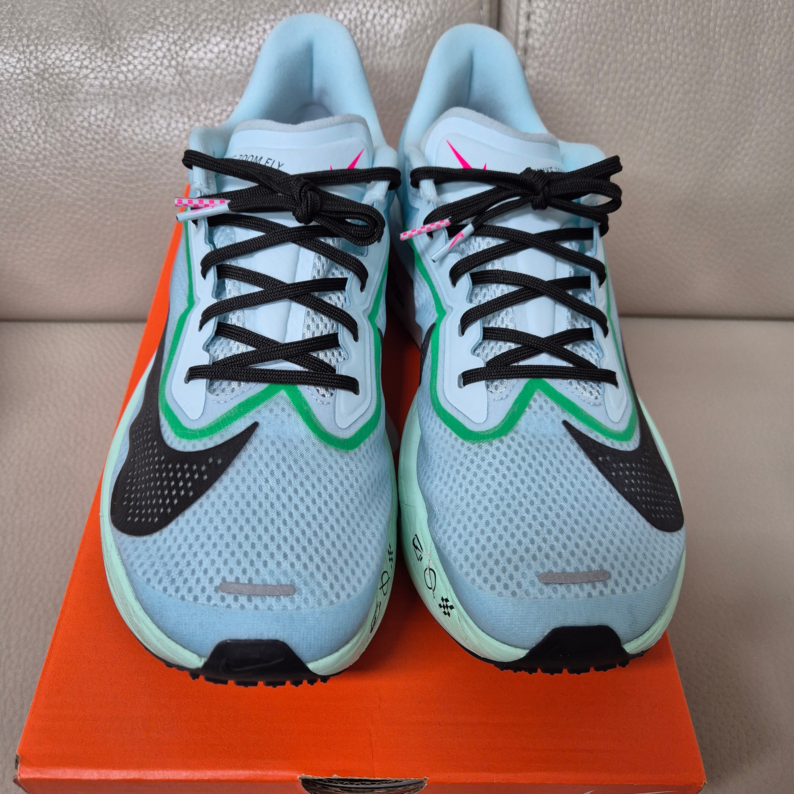 Nike Zoom Fly 6 Glacier Ice Hyper Pink 착용 스타일 - 2