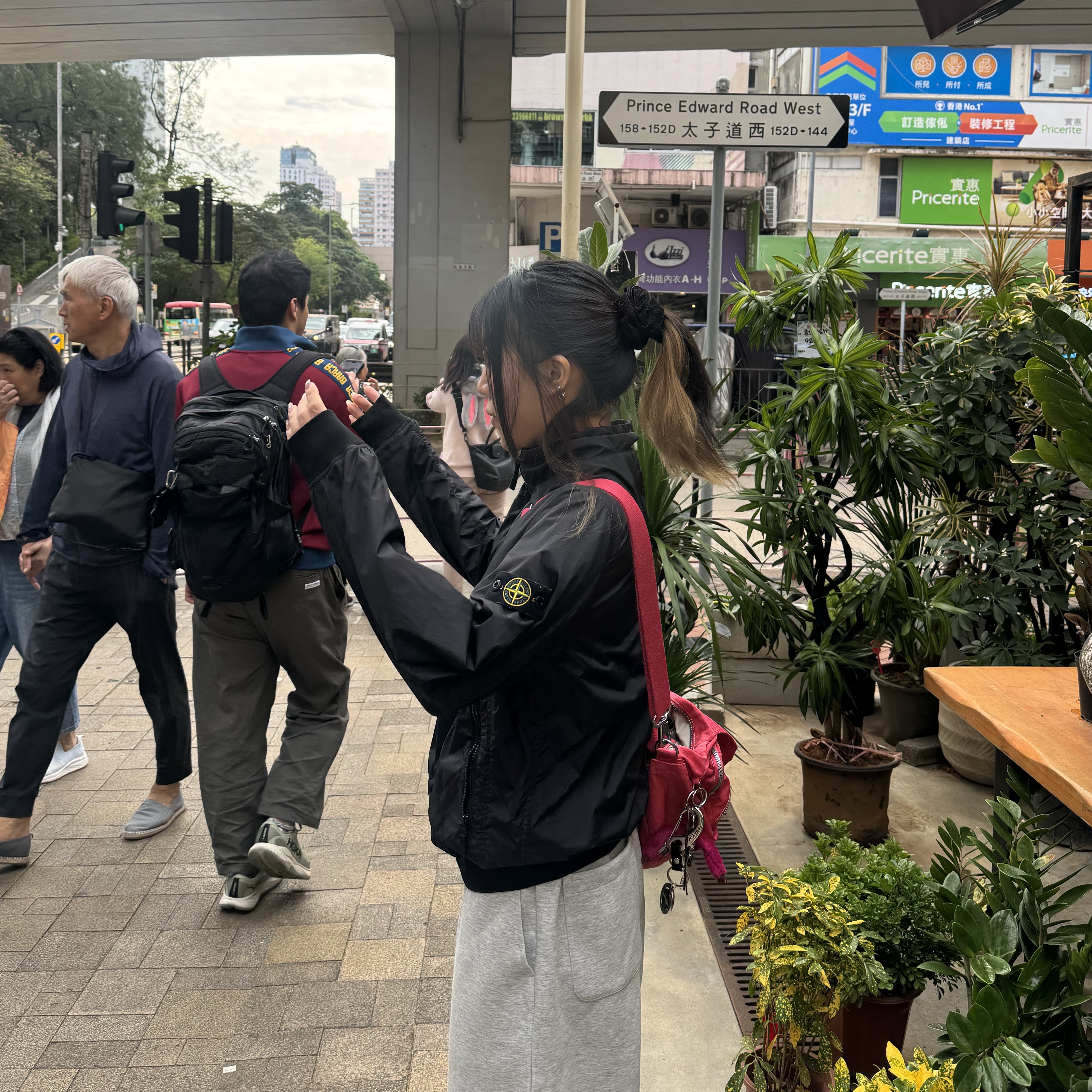 (Kids) Stone Island 40333 Wappen Patch Bomber Jacket Black - 24SS, Balenciaga 3XL Sneakers Black White 착용 스타일 - 2