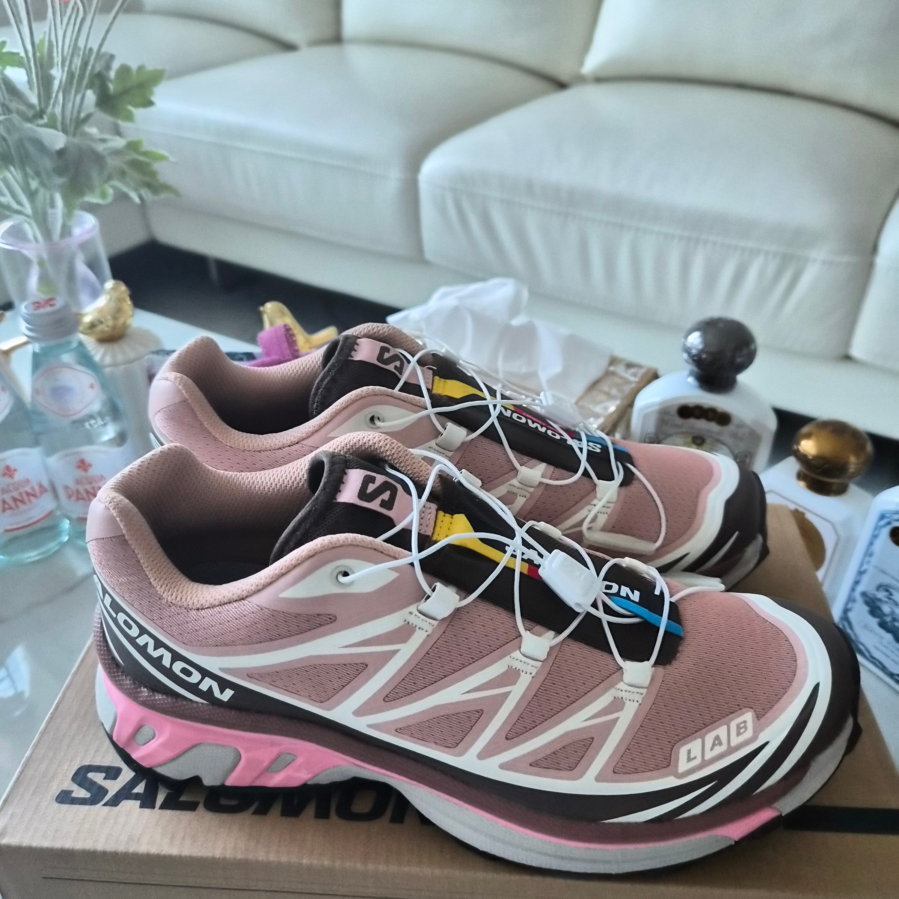 Salomon XT-6 Mahogany Rose Earth Brown 착용 스타일 - 2