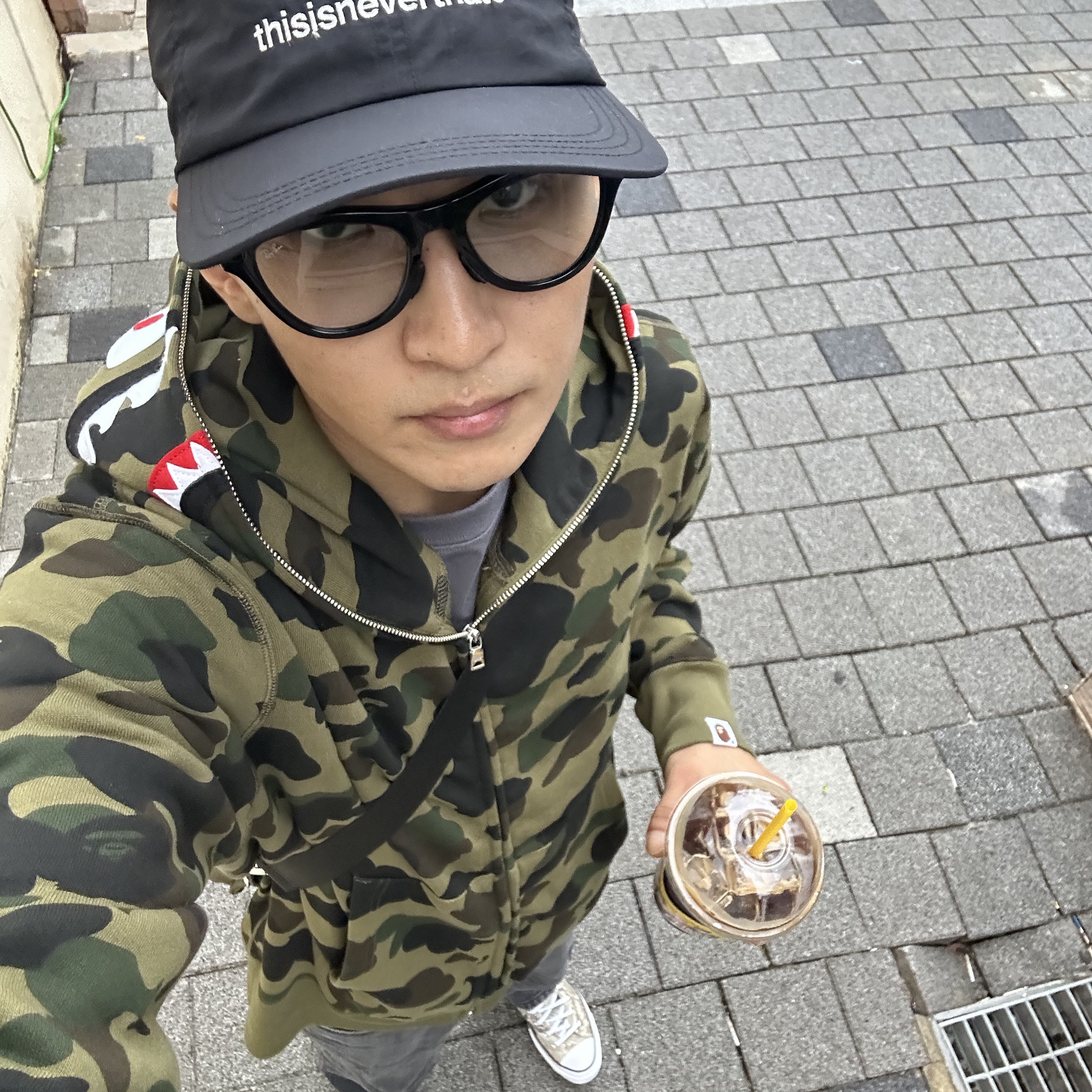 BAPE 1st Camo Shark Full Zip Hoodie Army Green 착용 스타일 - 5