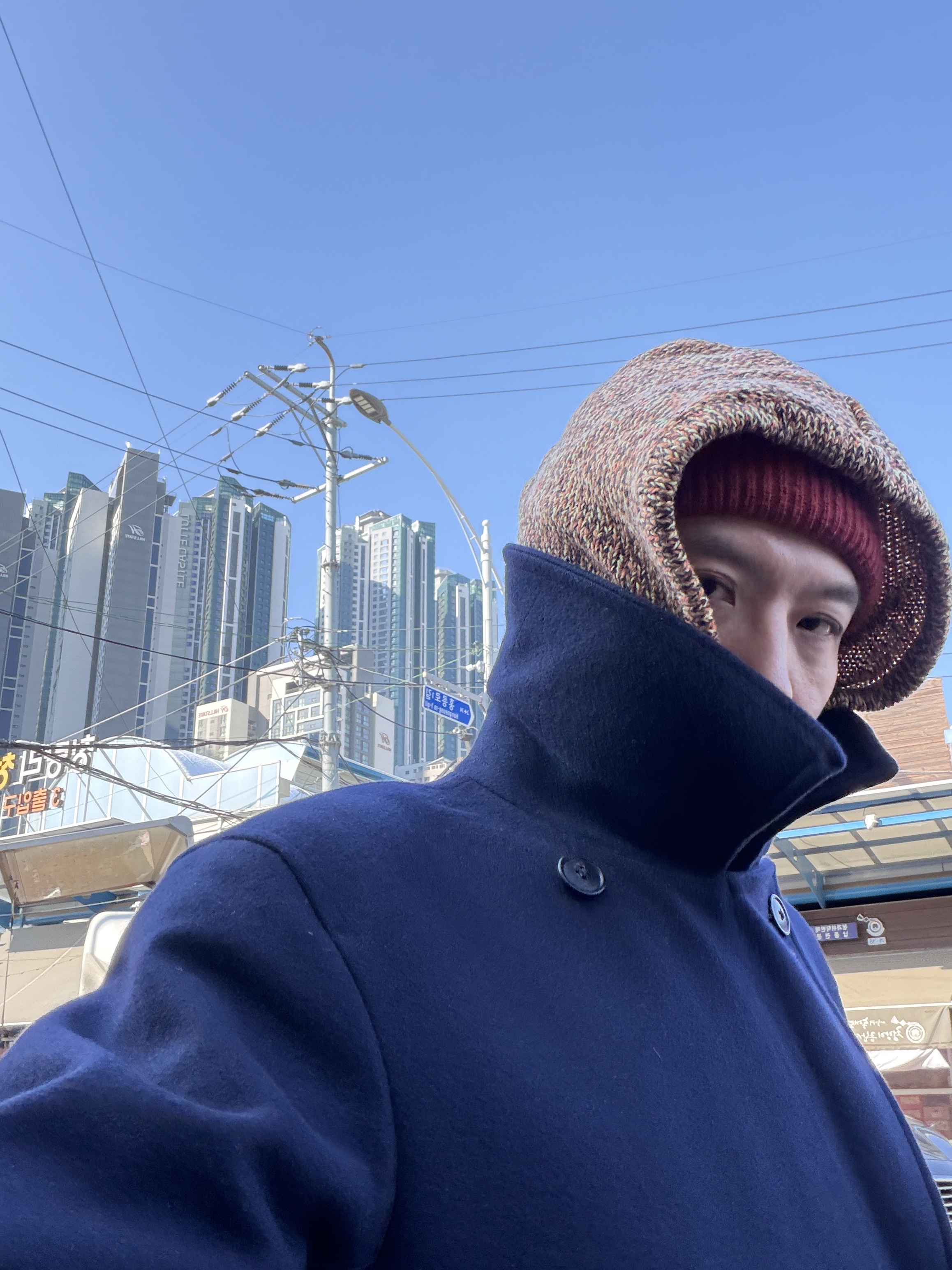 Uniqlo +J Wool Blend OverSized Peacoat Navy 착용 스타일 - 3