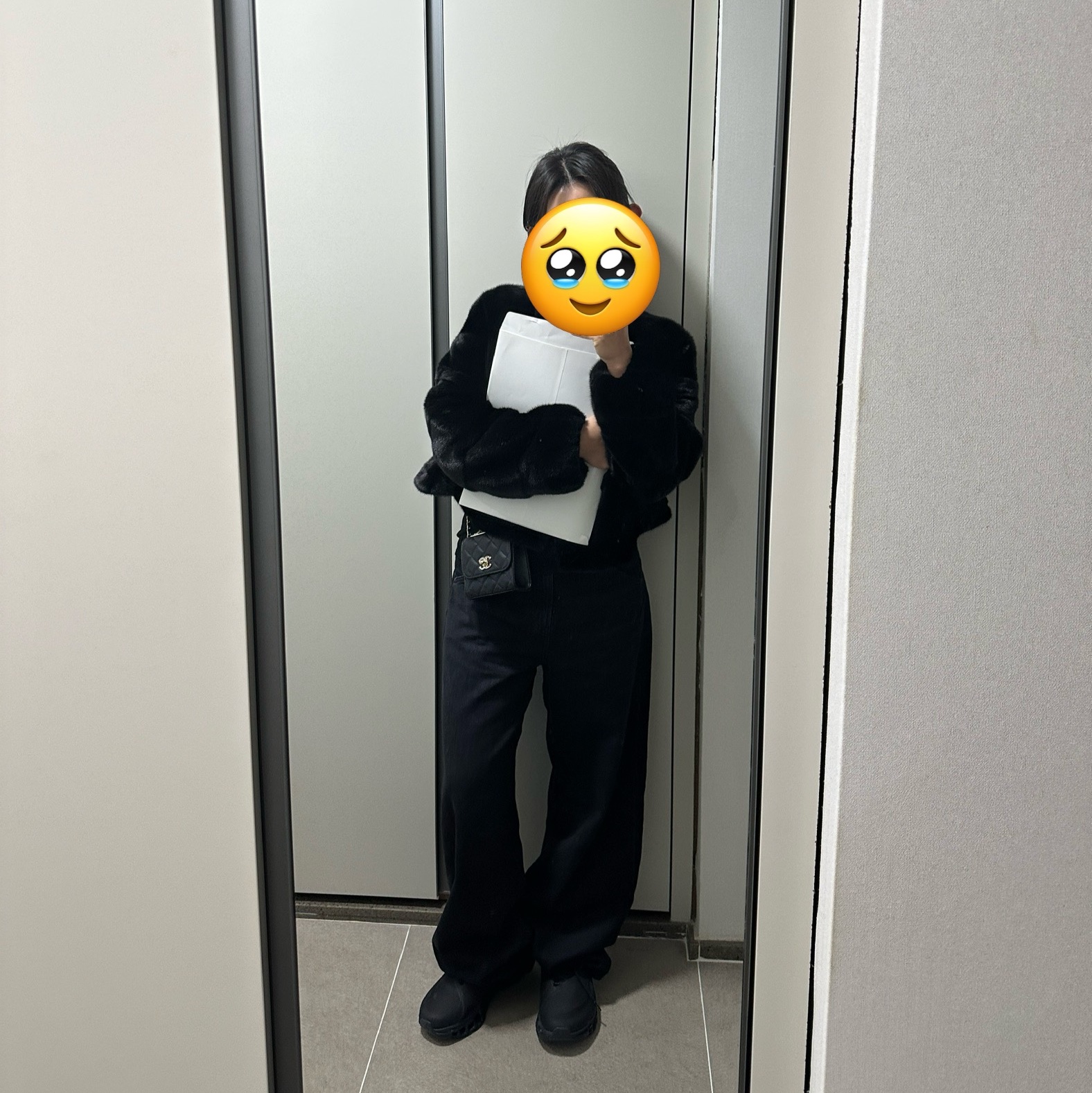 On Running x Post Archive Faction (Paf) Cloudmonster 2 Black Magnet, Chanel Clutch With Chain Lambskin & Gold Black 착용 스타일