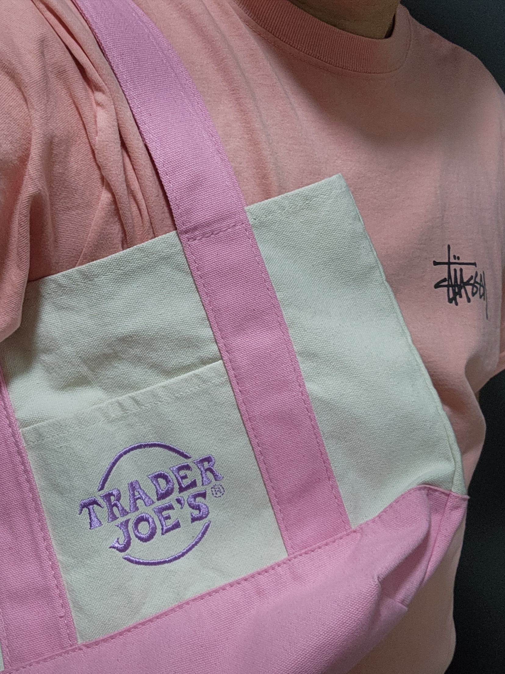 Trader Joe's Mini Pastel Canvas Tote Bag Pink, Stussy Basic Stussy Pigment Dyed T-Shirt Coral 2024 착용 스타일