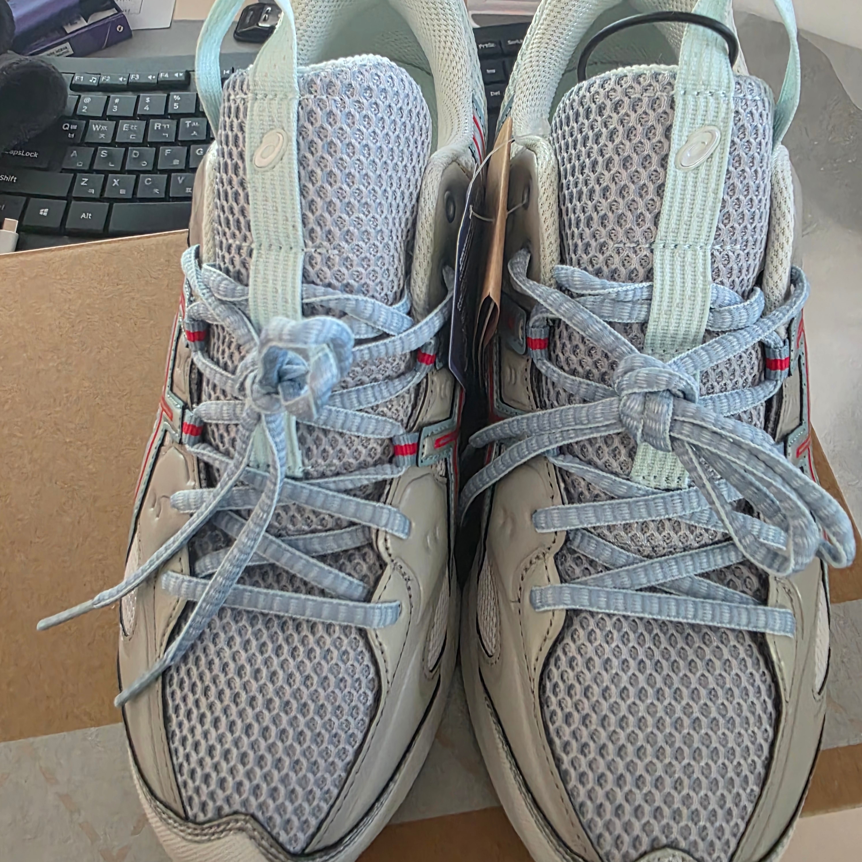 Asics US3-S Gel-Quantum 360 VII Kiso Glacier Grey 착용 스타일 - 3