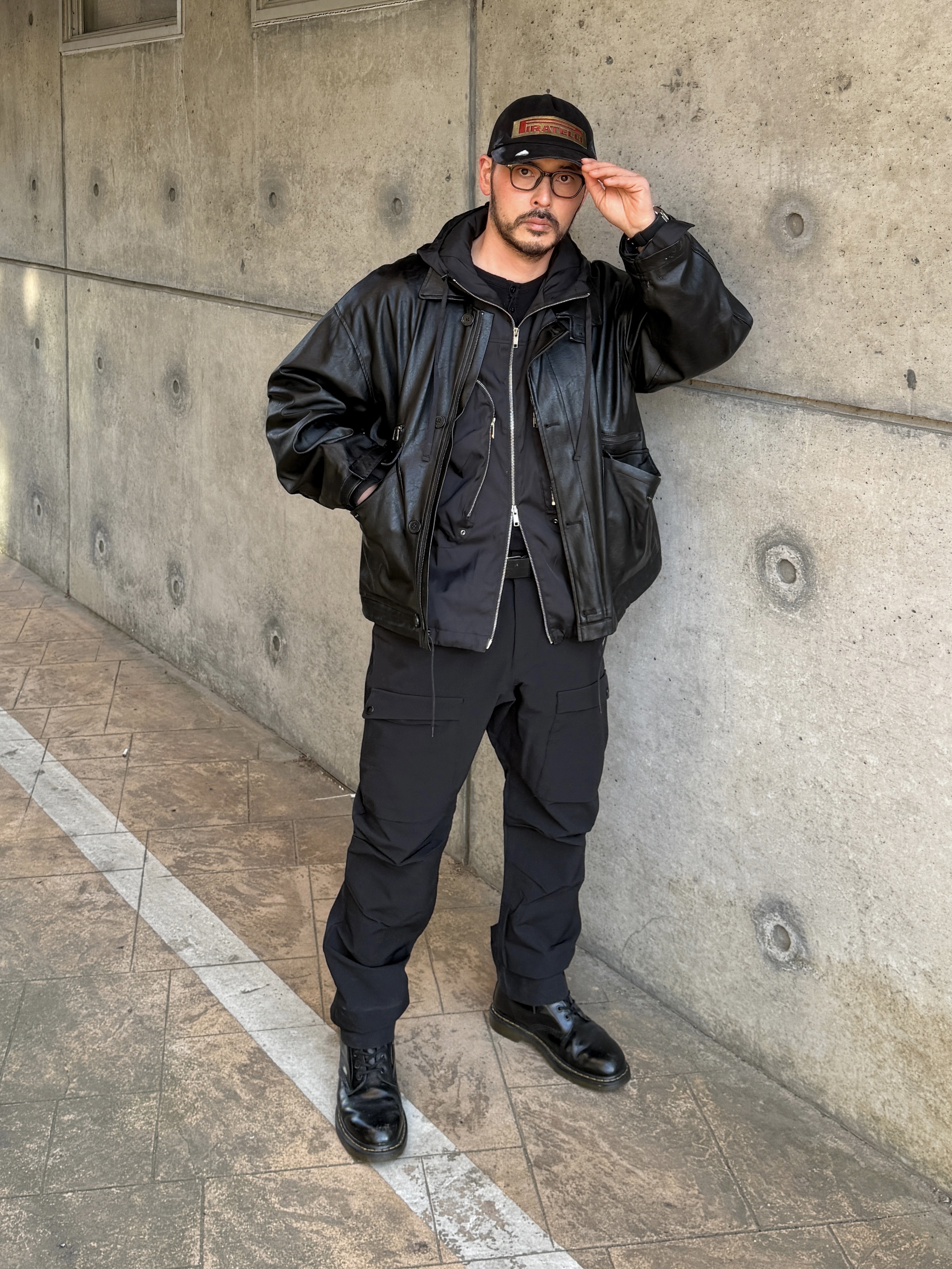 Dr. Martens 1460 Smooth Boots Black 착용 스타일 - 1