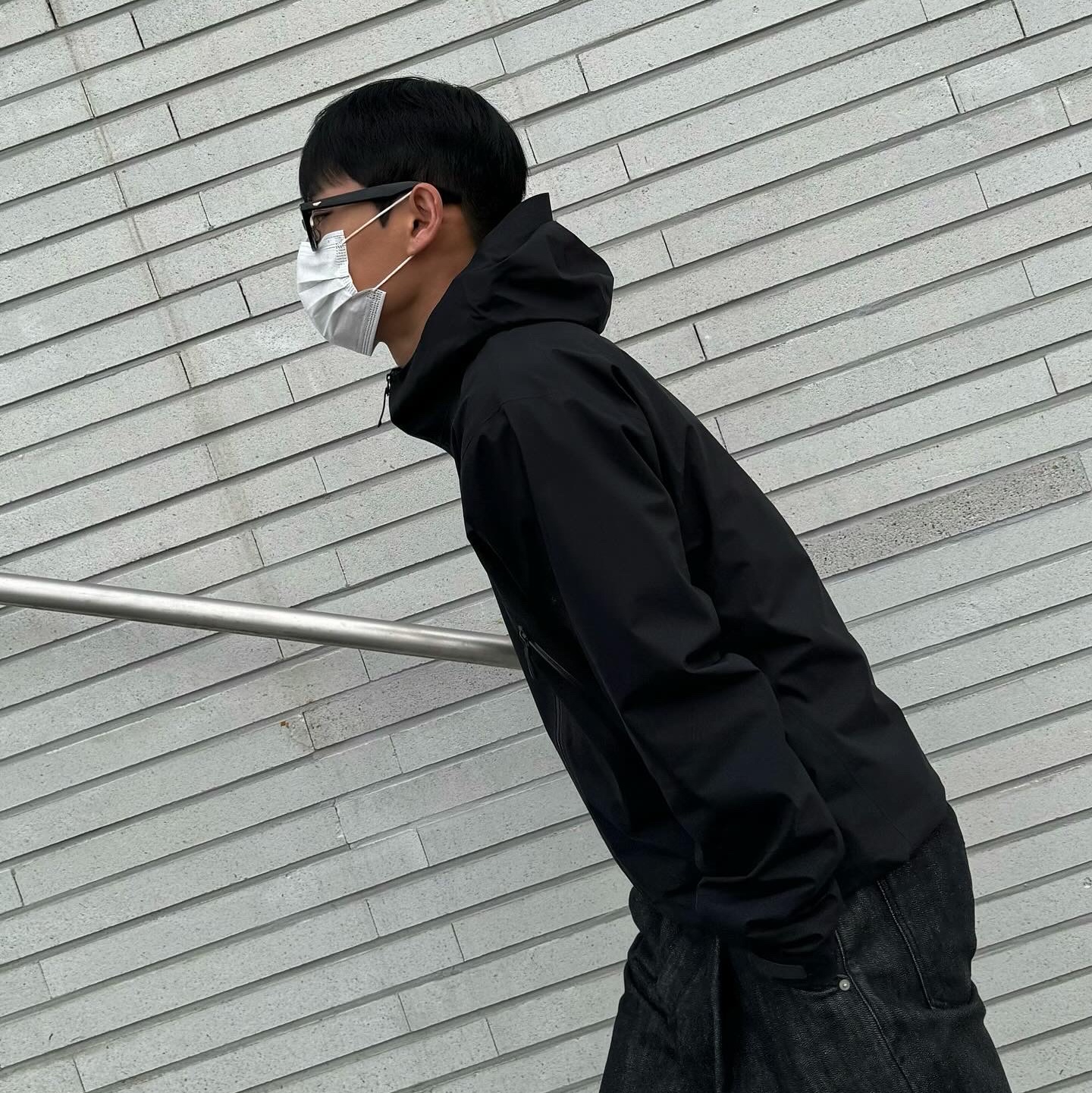 Arc'teryx Beta Jacket Black 착용 스타일