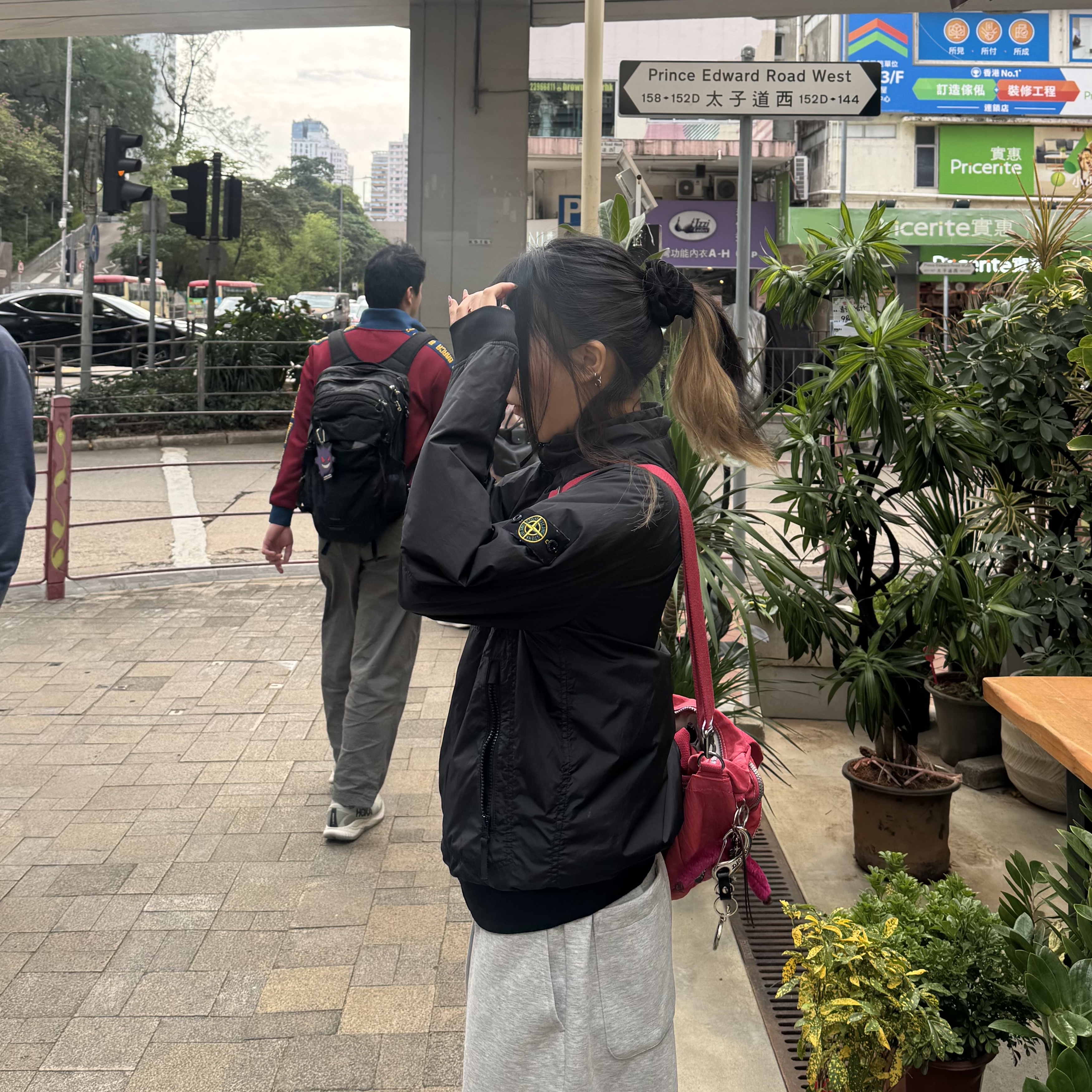 (Kids) Stone Island 40333 Wappen Patch Bomber Jacket Black - 24SS, Balenciaga 3XL Sneakers Black White 착용 스타일 - 1