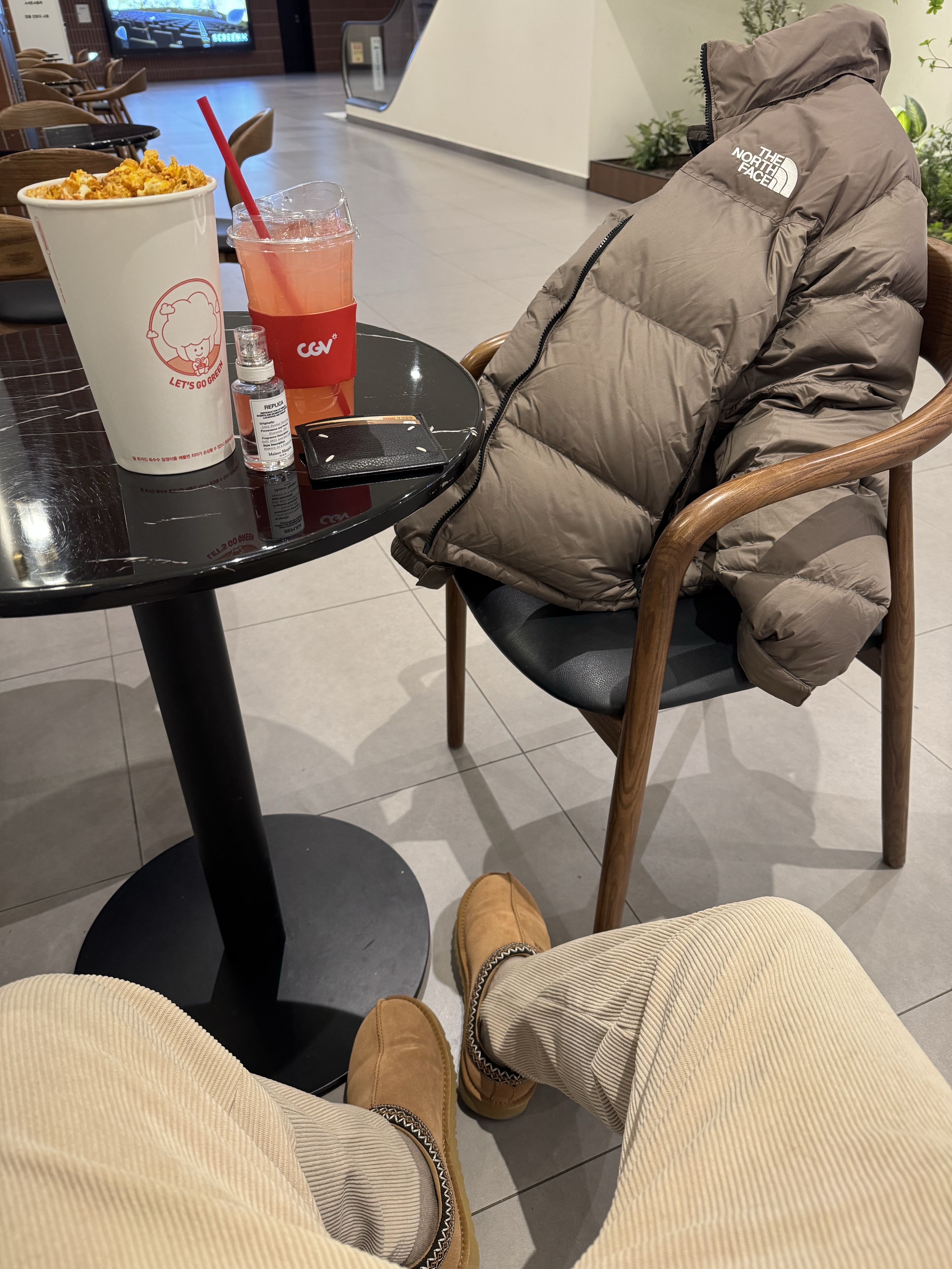 The North Face 1996 Retro Nuptse Jacket Falcon Brown, Maison Margiela Replica Lazy Sunday Morning Eau De Toilette 100ml 착용 스타일
