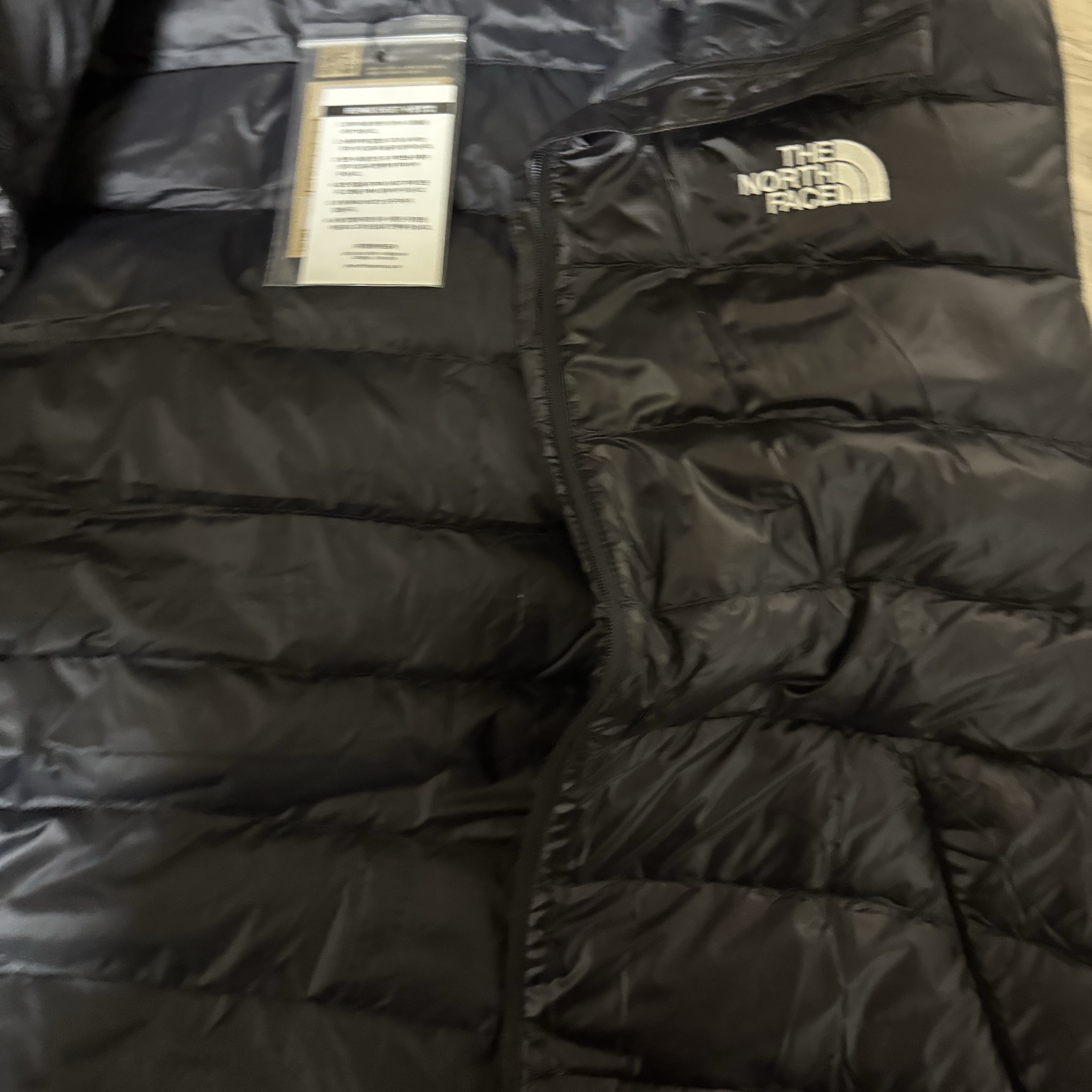 The North Face Matier EX RDS Down Hoodie Black 착용 스타일 - 3