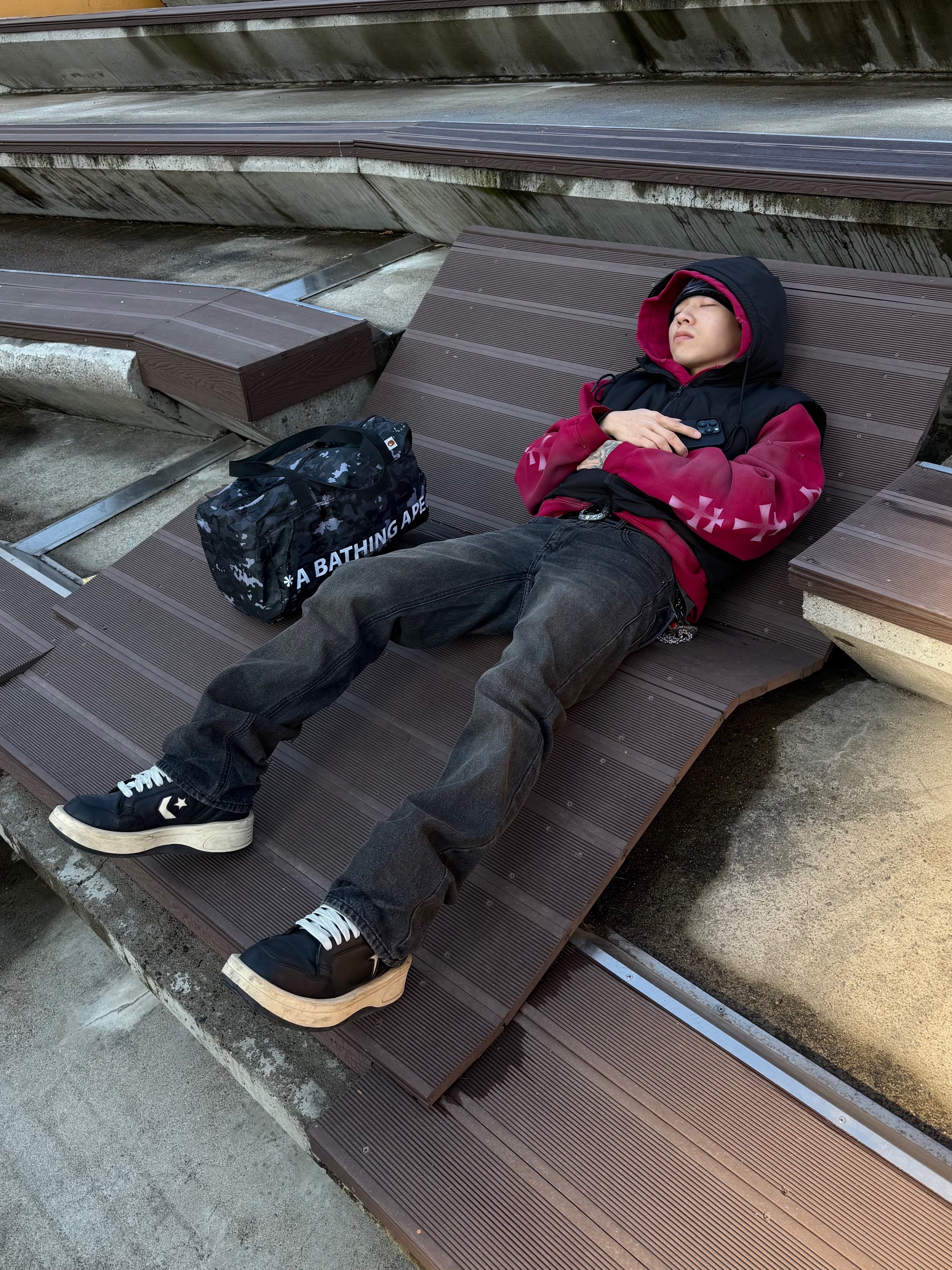 Converse x Drkshdw Turbowpn Black Cream 착용 스타일 - 1