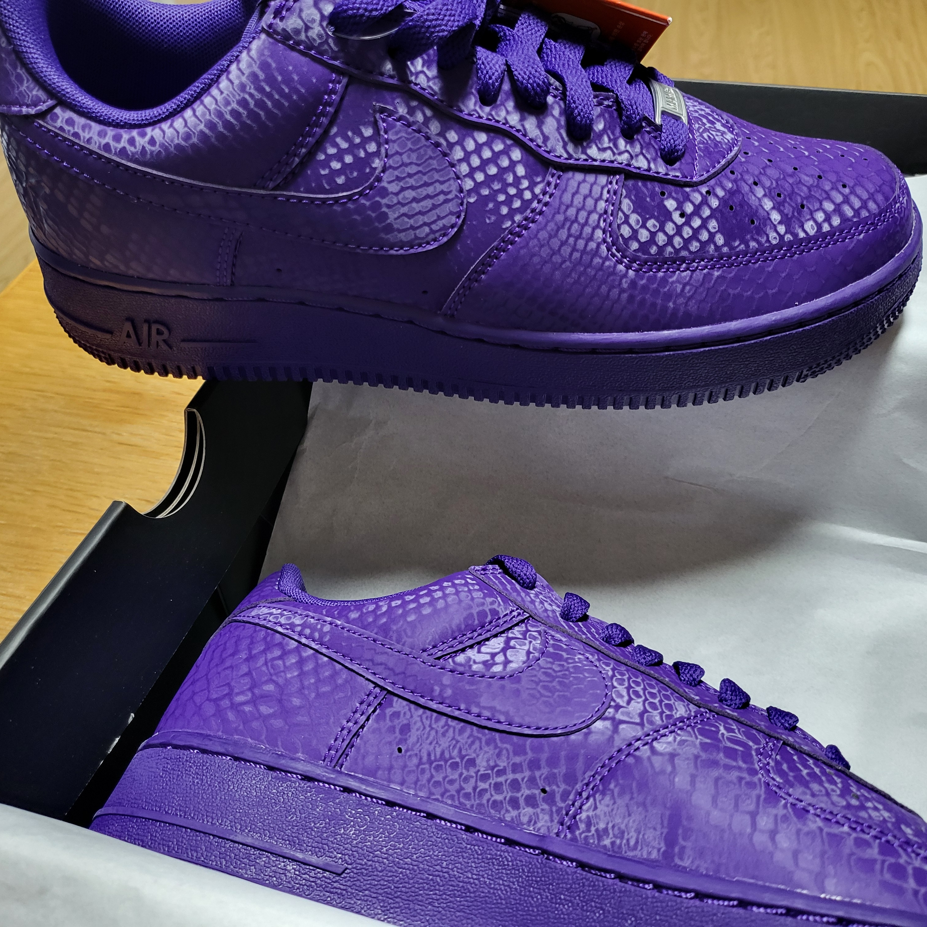 Nike x Kobe Bryant Air Force 1 Low Court Purple 착용 스타일