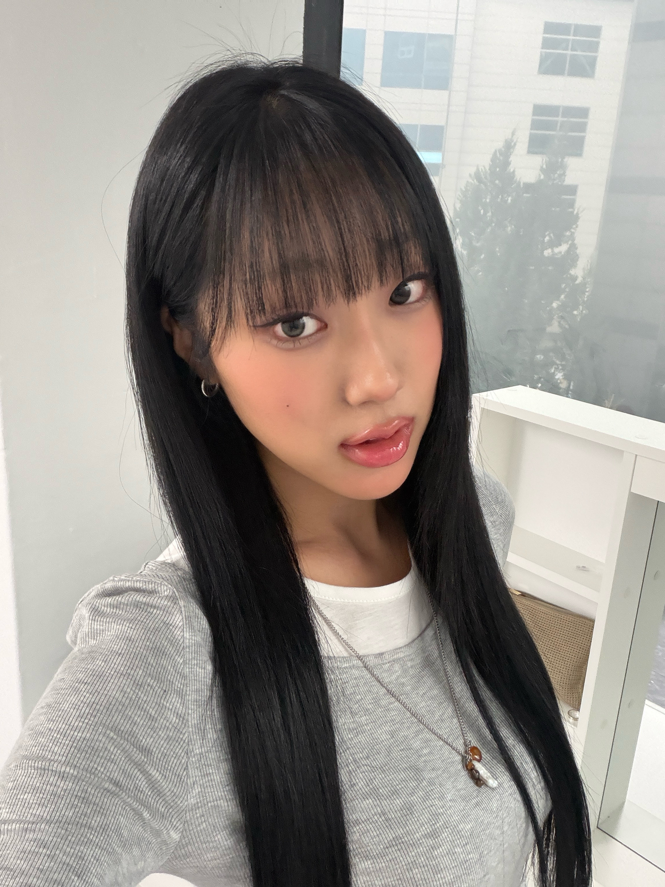 Riomeu Sea Water Pearl Drop Chain Necklace 착용 스타일