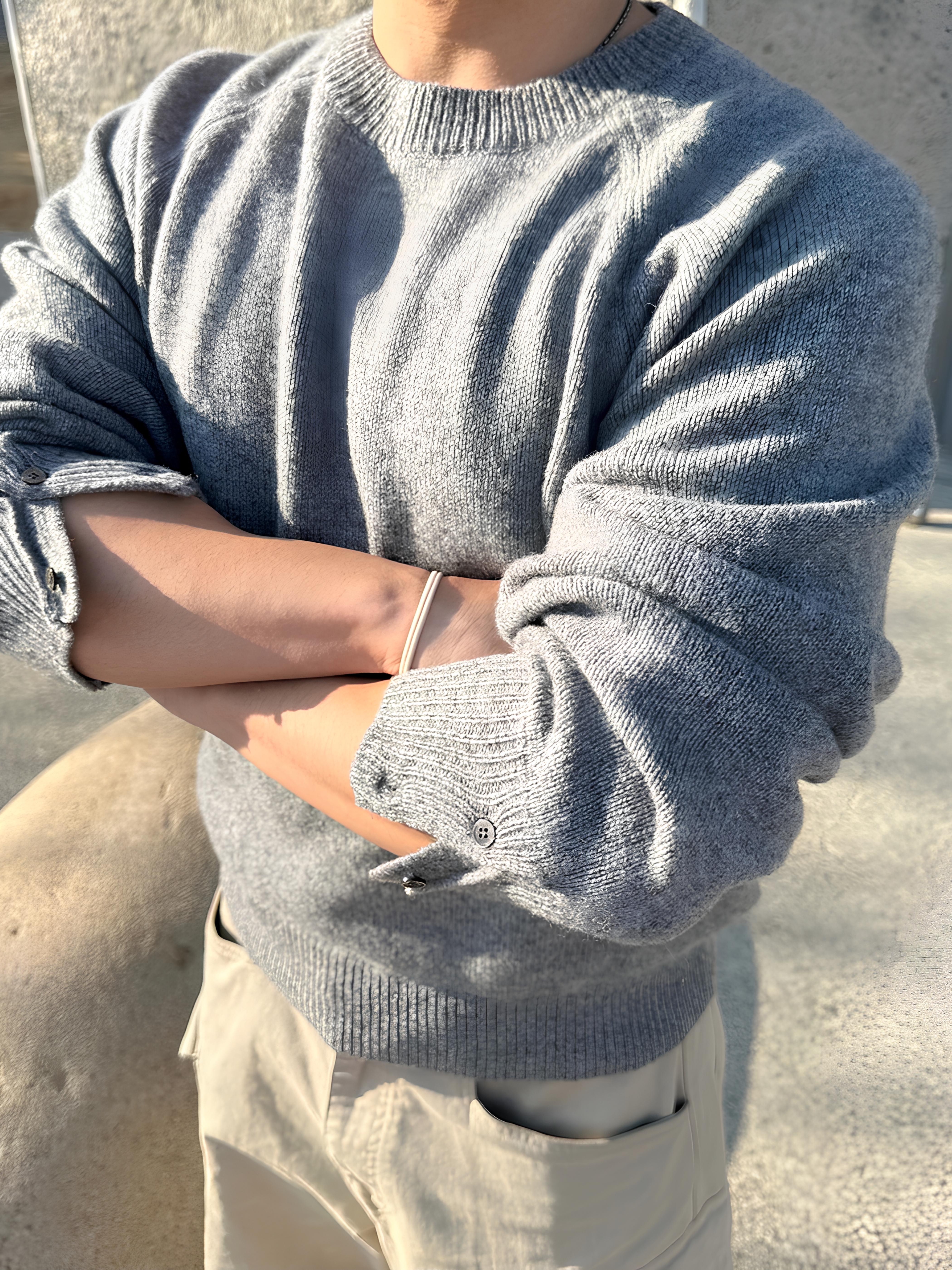 Knitted Shaggy Dog Wool 100% Round Knit Grey 착용 스타일