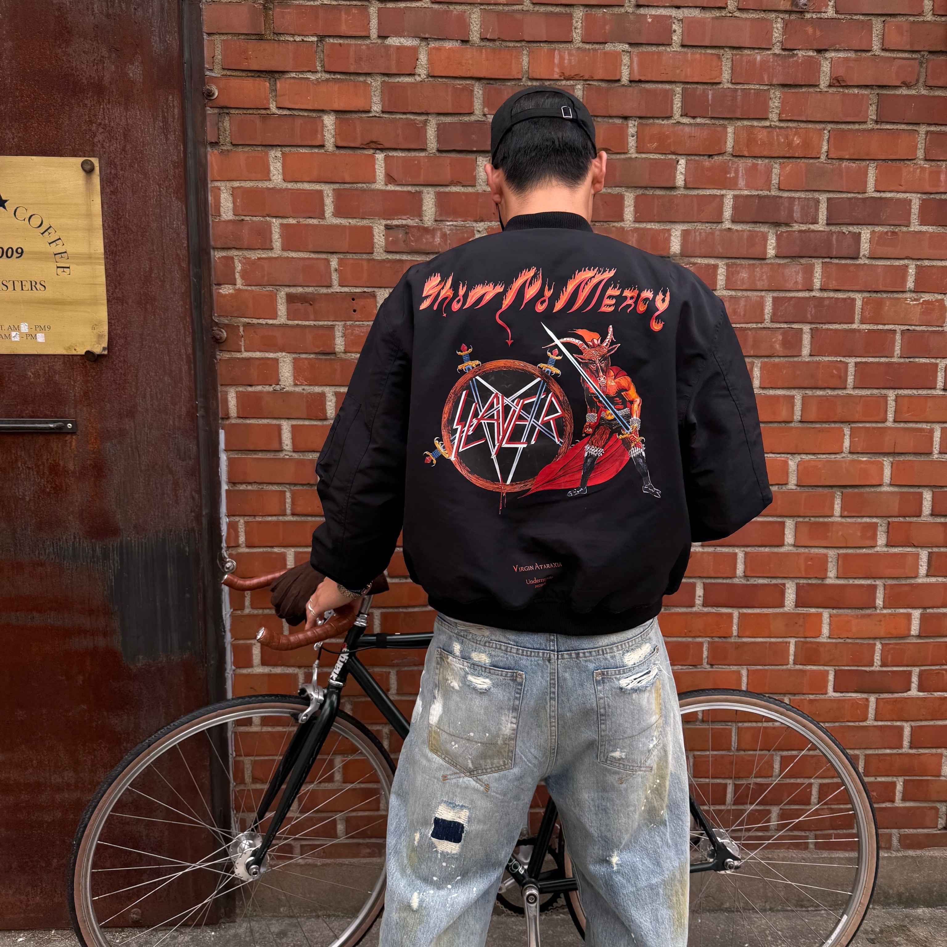 SLAYER Undermycar Show No Mercy Ma-1 Black 착용 스타일 - 2