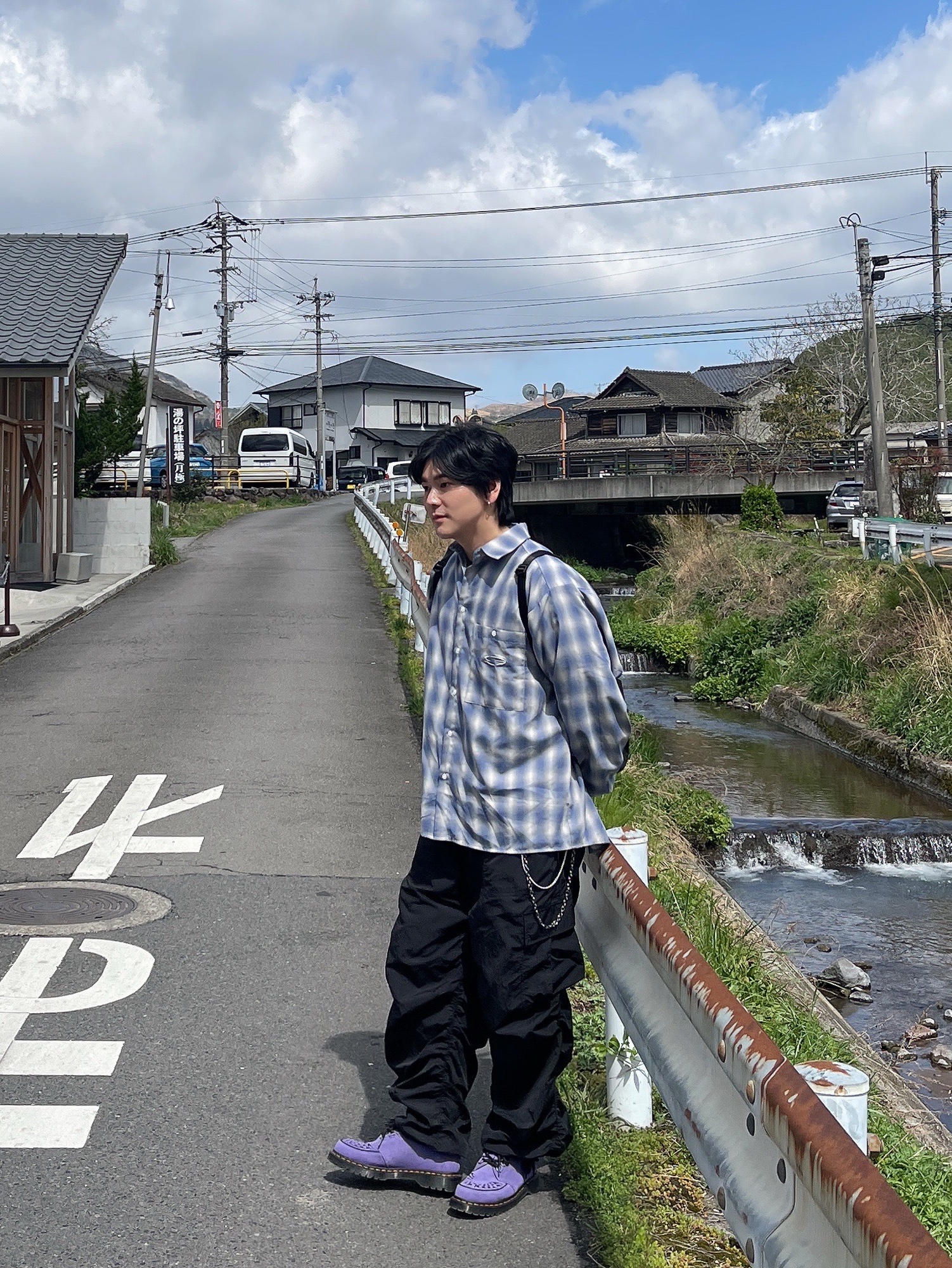 Dr. Martens Ramsey Woven Suede Creepers Twilight Purple, The North Face Purple Label Mountain Wind Day Pack Black 착용 스타일 - 1