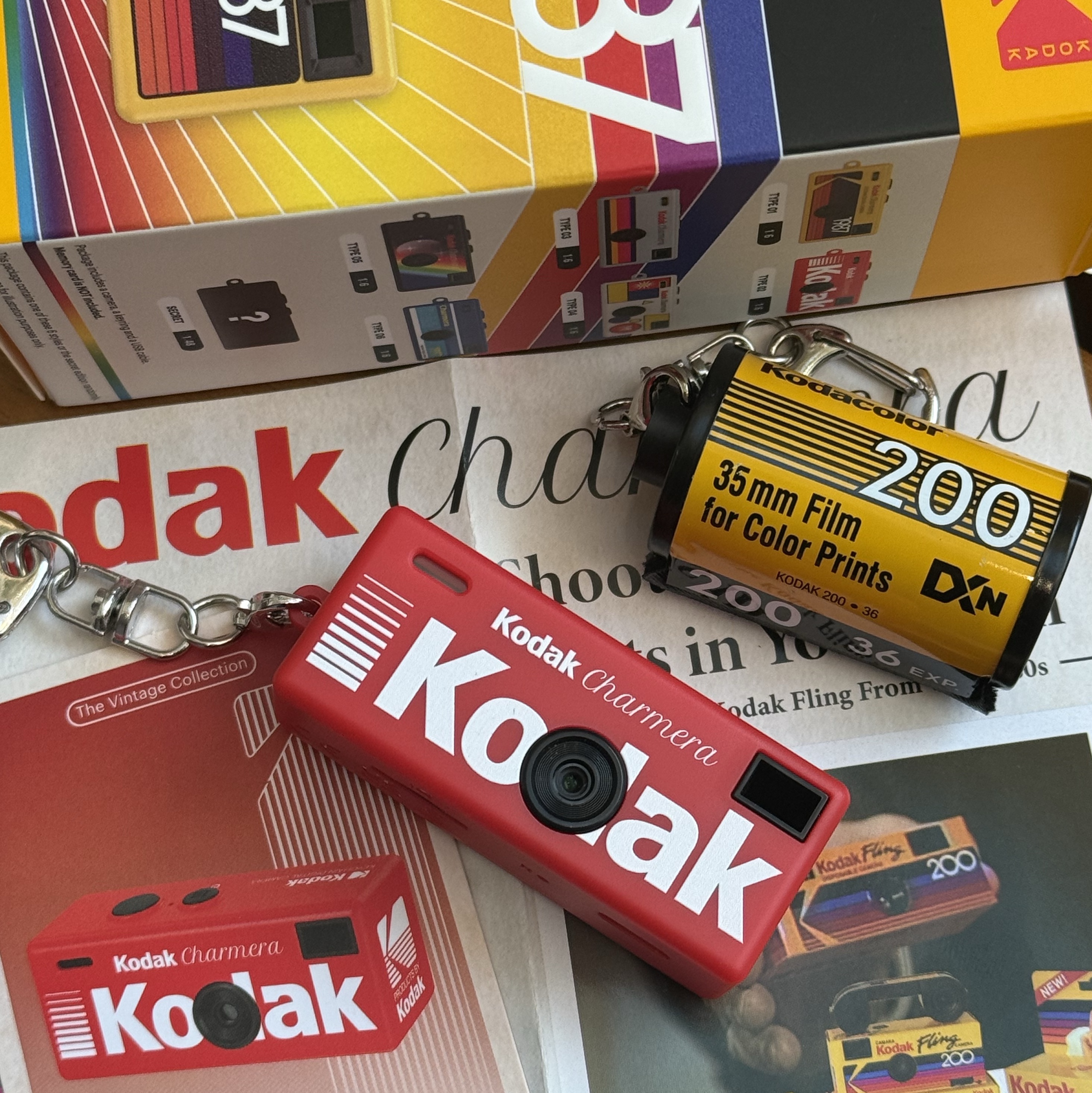 Kodak Charmera Key Chain Film Camera Sealed Case (1 Blind Box), Kodak Charmera Key Chain Film Camera Sealed Case (Bundle of 2/1 Blind Box) 착용 스타일 - 1