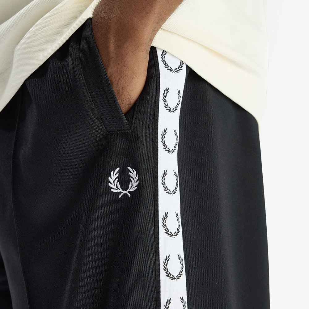 프레드페리 와이드 레그 테잎 트랙 팬츠 블랙(Fred Perry Wide Leg Taped Track Pant Black) - 5