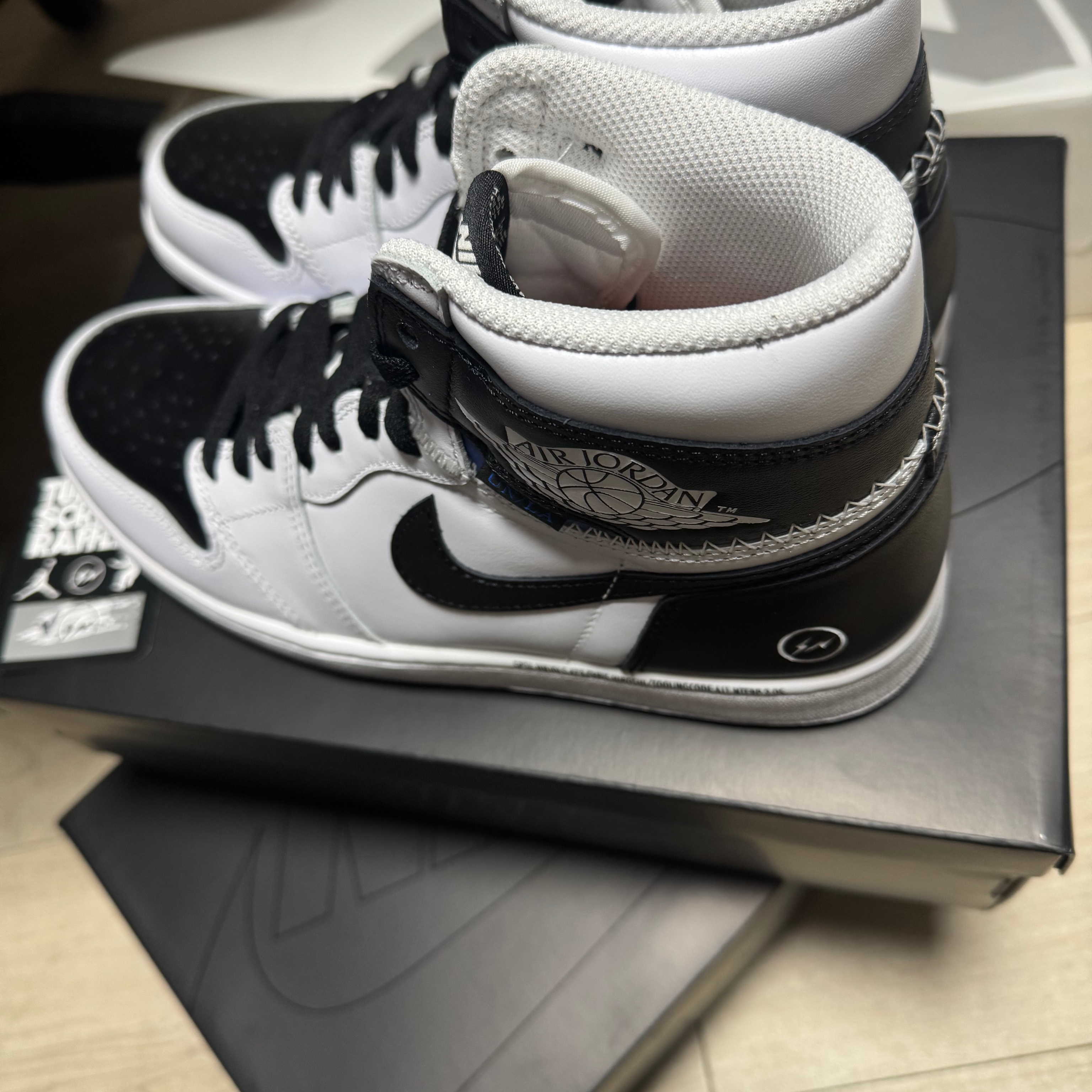 Jordan 1 x Fragment x Union LA High OG SP White Black 착용 스타일 - 1