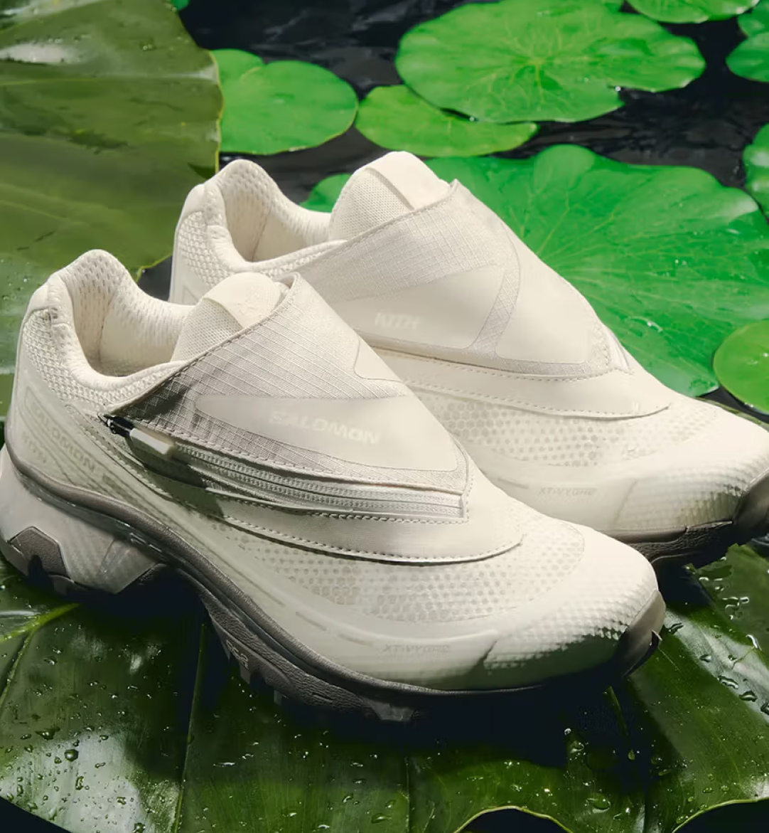 Salomon x Kith XT-4K Black Alloy, Salomon x Kith XT-4K Bright White Ashes of Roses 착용 스타일 - 2