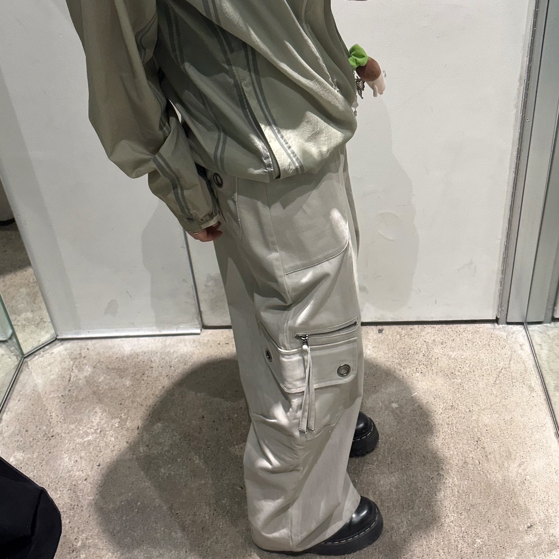 Sansan Gear Seam Sealing Jacket Jade - 22FW, Dr. Martens 1461 Quad Black 착용 스타일