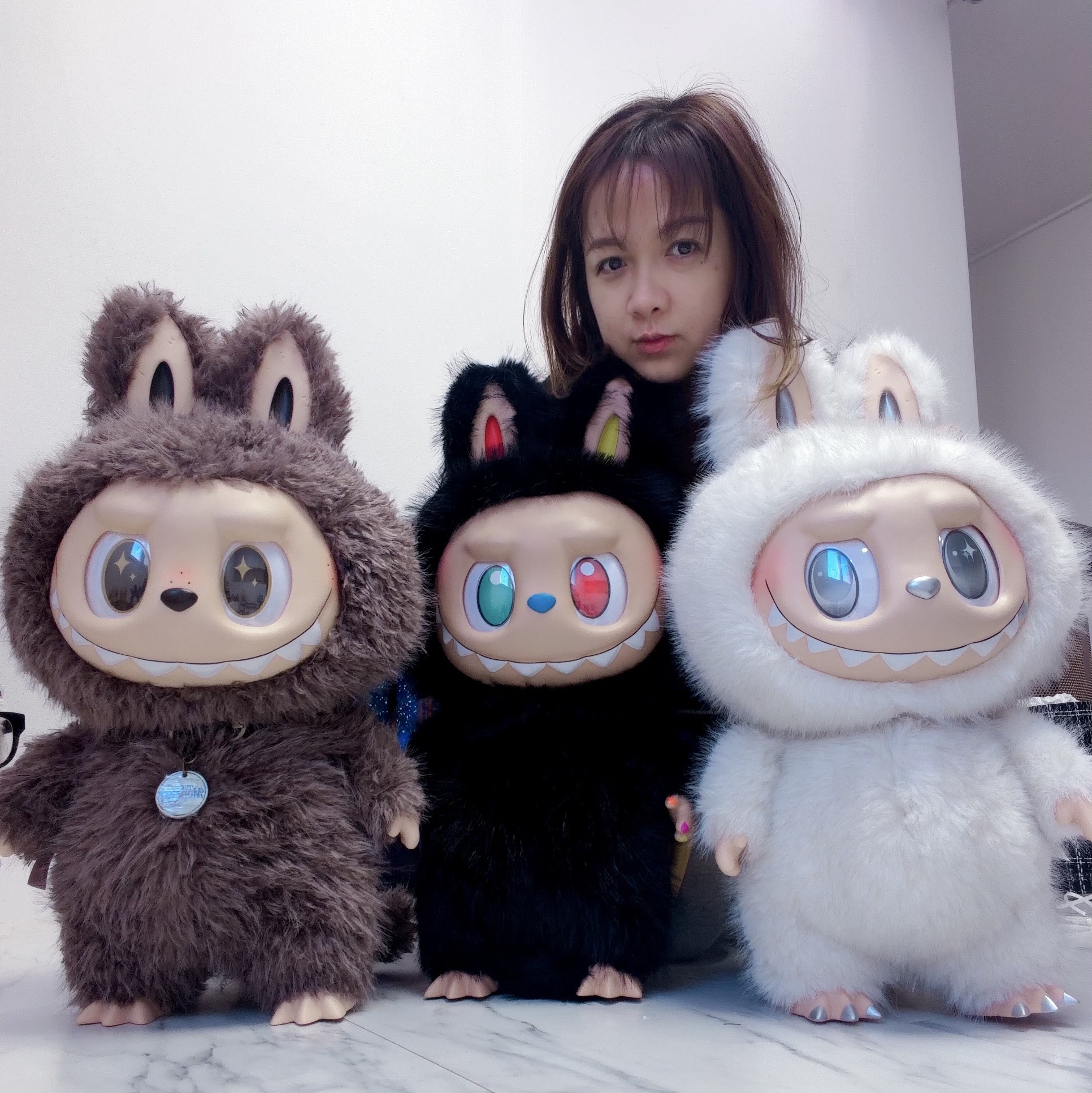 Pop Mart The Monsters 10th Anniversary Series Zimomo Vinyl Plush Doll 착용 스타일