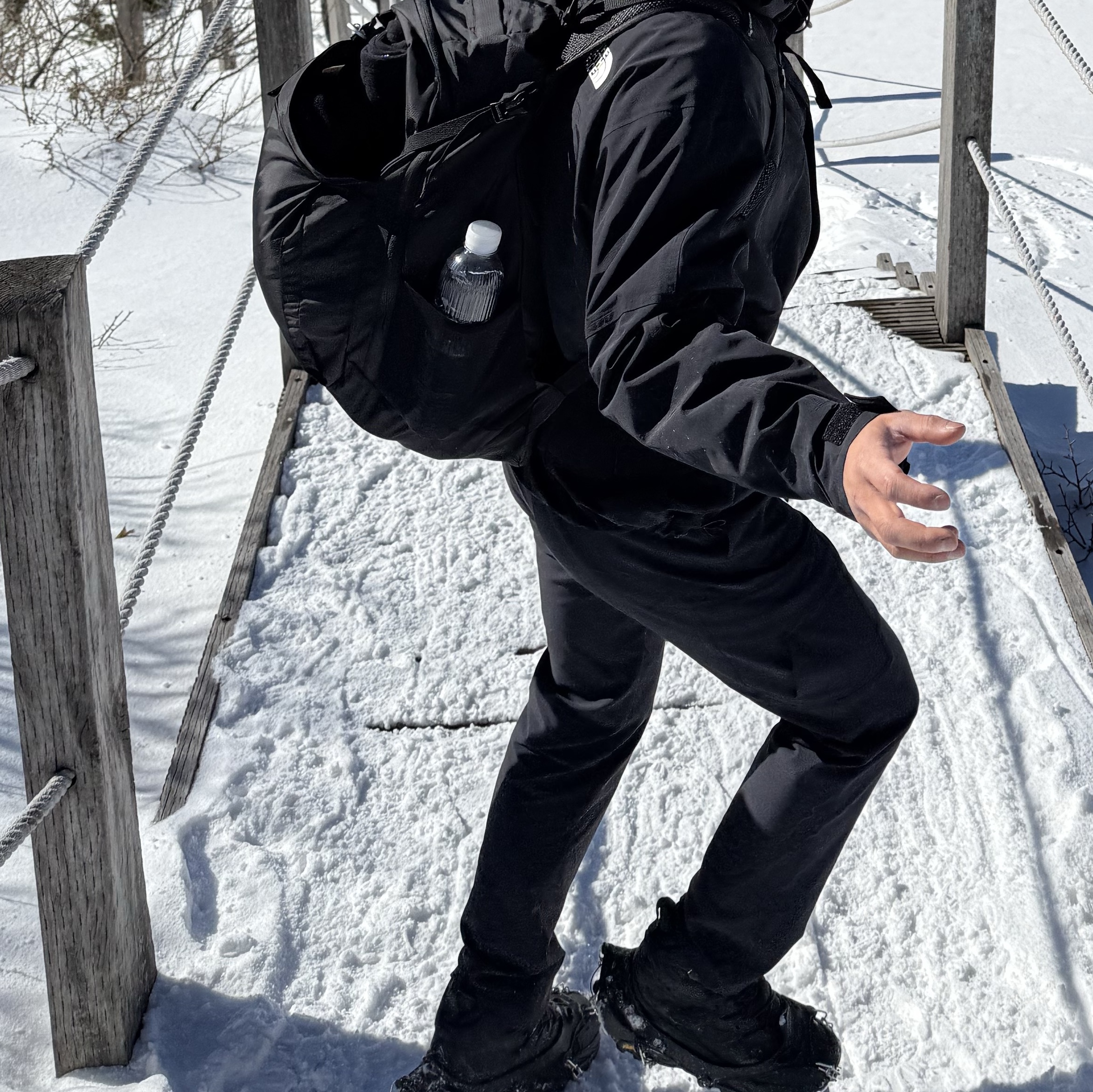 The North Face White Label Martis Jacket Black, Hoka Kaha 2 Gore-Tex Black 착용 스타일 - 2