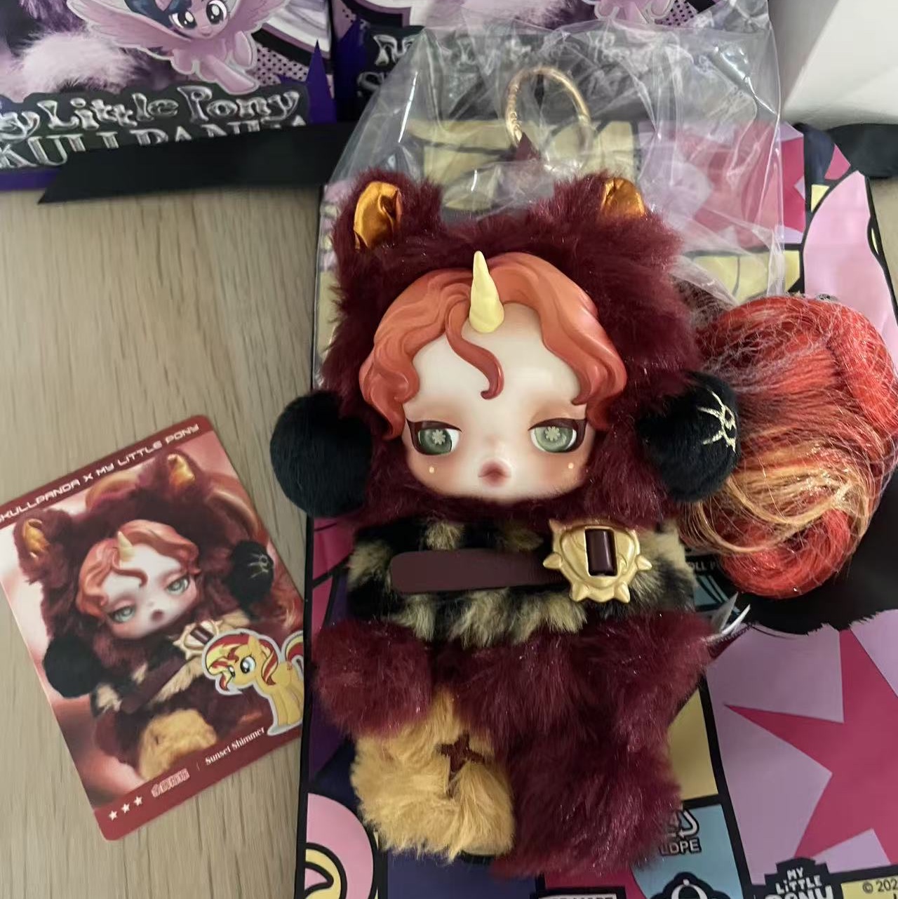 Pop Mart Skullpanda x My Little Pony Series Plush Doll Pendant Sunset Shimmer (Opened Case) 착용 스타일 - 2