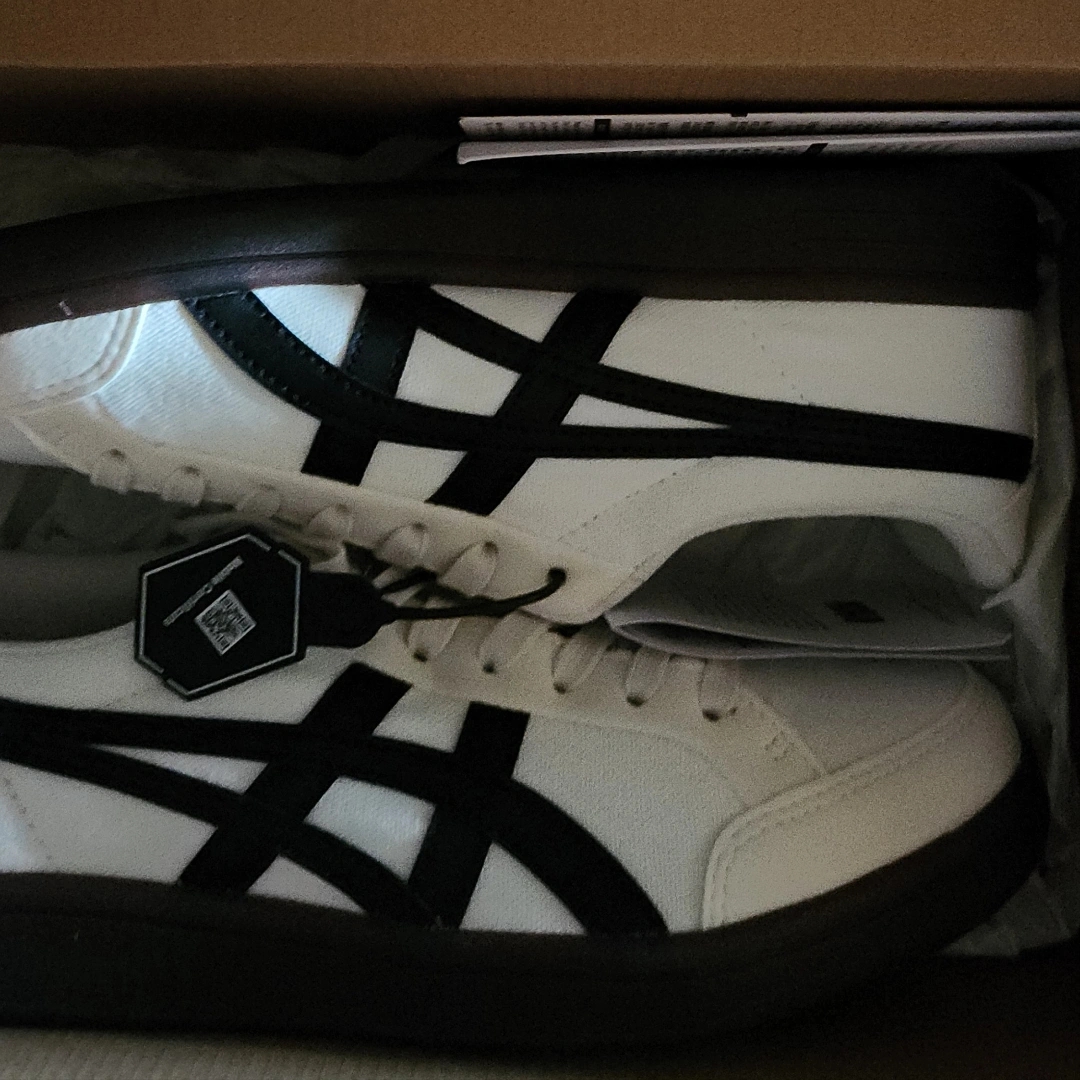 Onitsuka Tiger Advanti Cream White Black 착용 스타일
