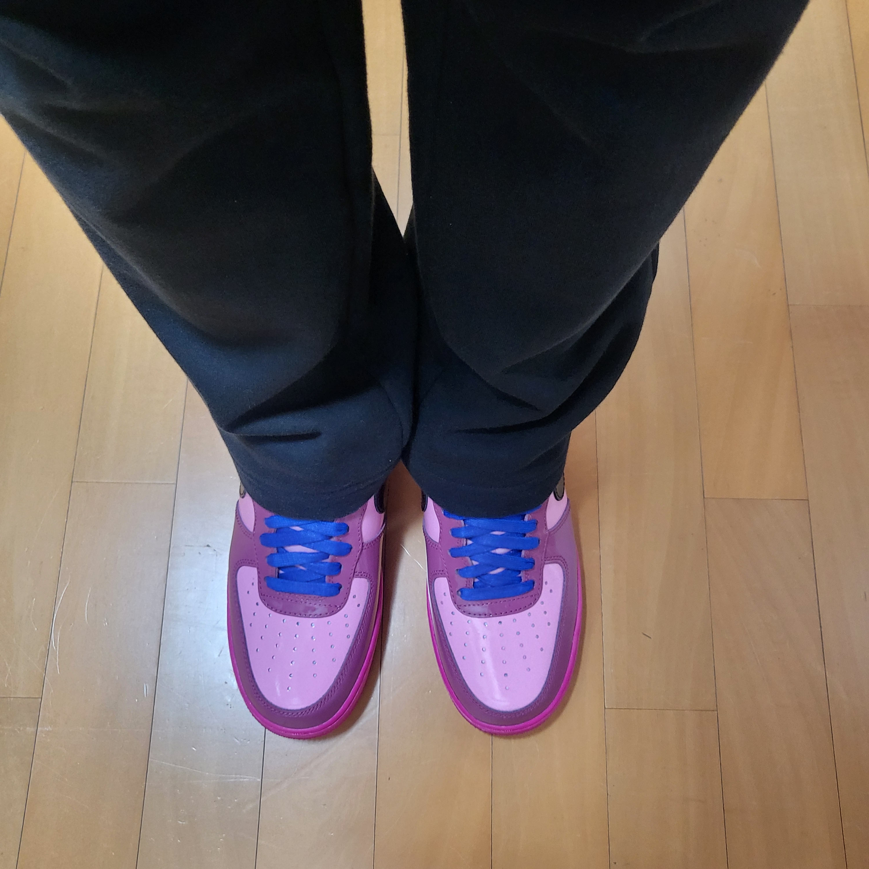 Nike Air Force 1 Low Pink Cooler and Mulberry Rose 착용 스타일
