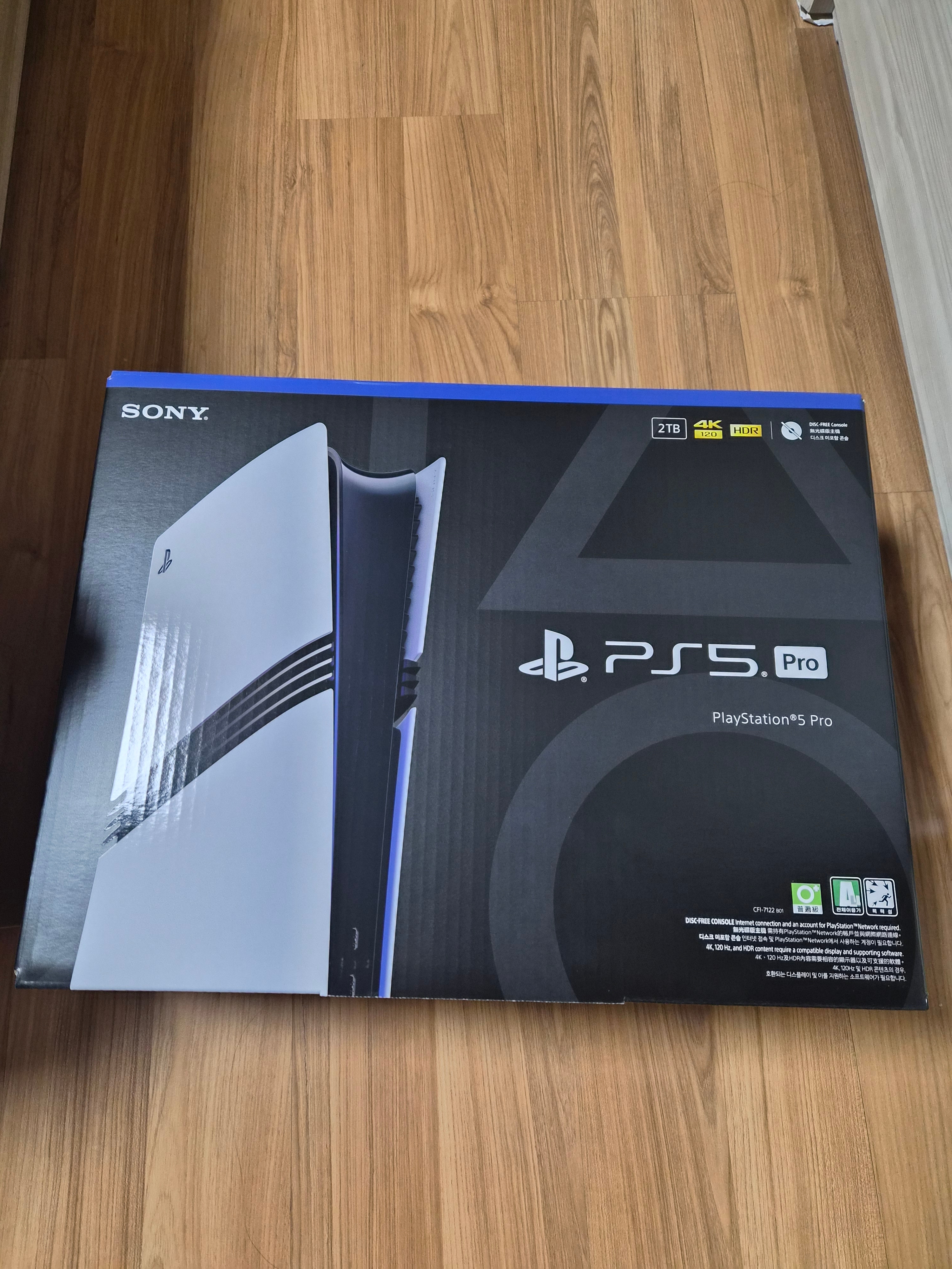 [7% 적립] PlayStation 5 Pro - 2TB 착용 스타일