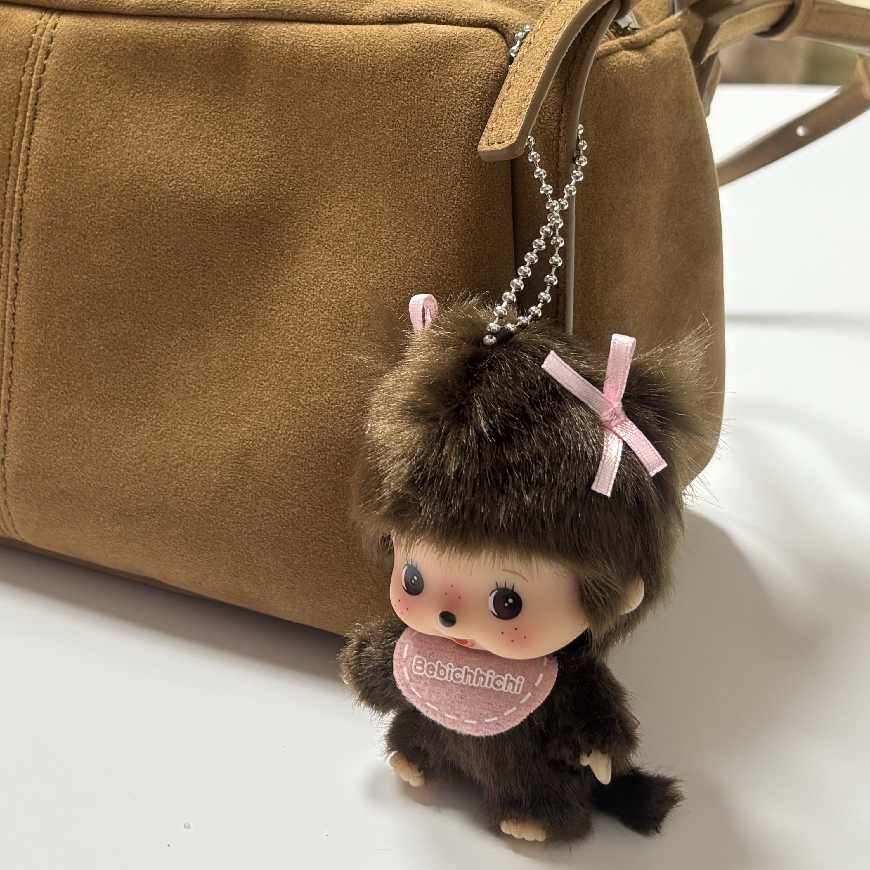 Monchhichi Bebichhichi Bighead SS Girl Key Chain Pink 착용 스타일