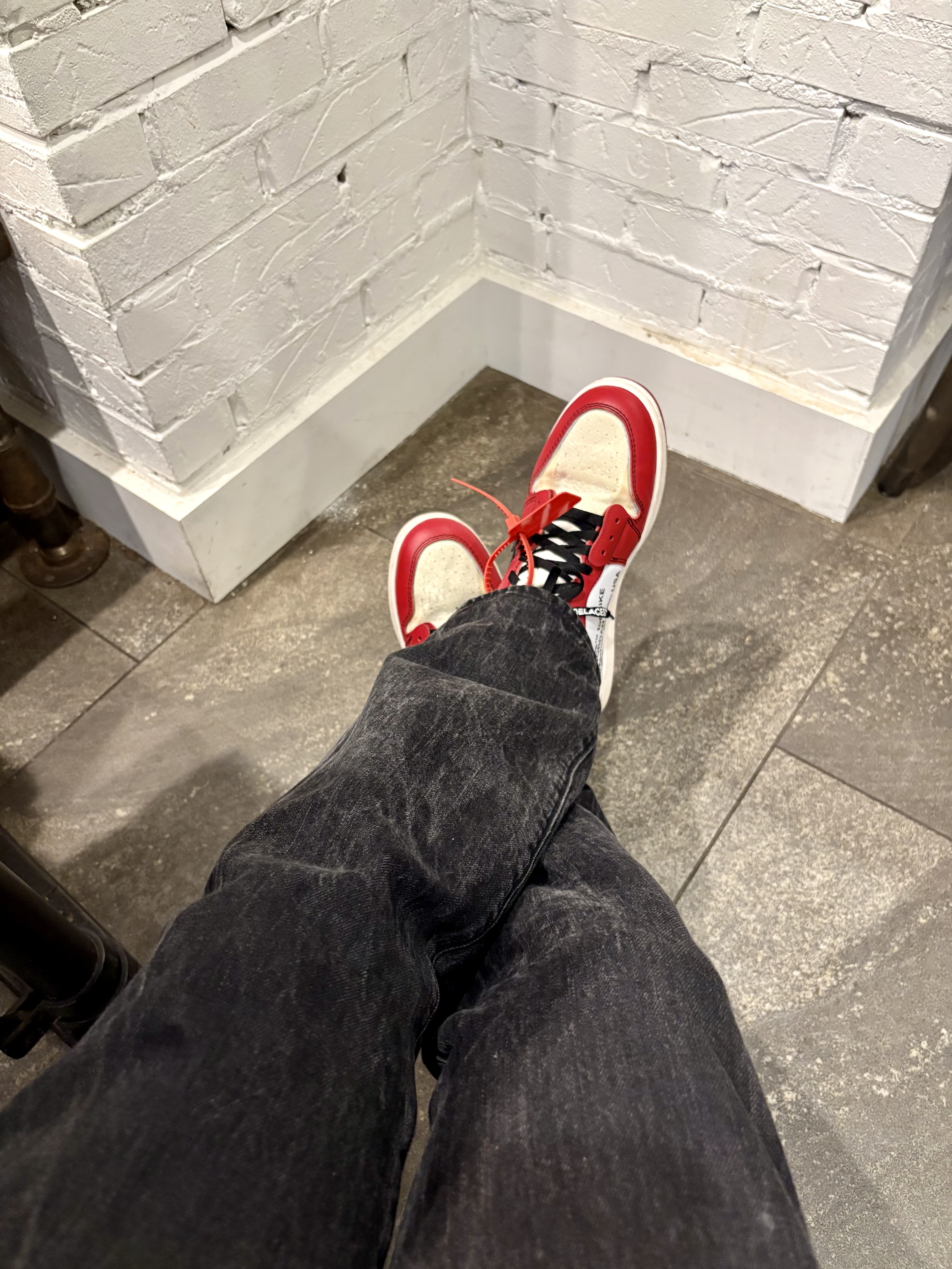 Jordan 1 x Off-White Retro High Chicago The Ten 착용 스타일
