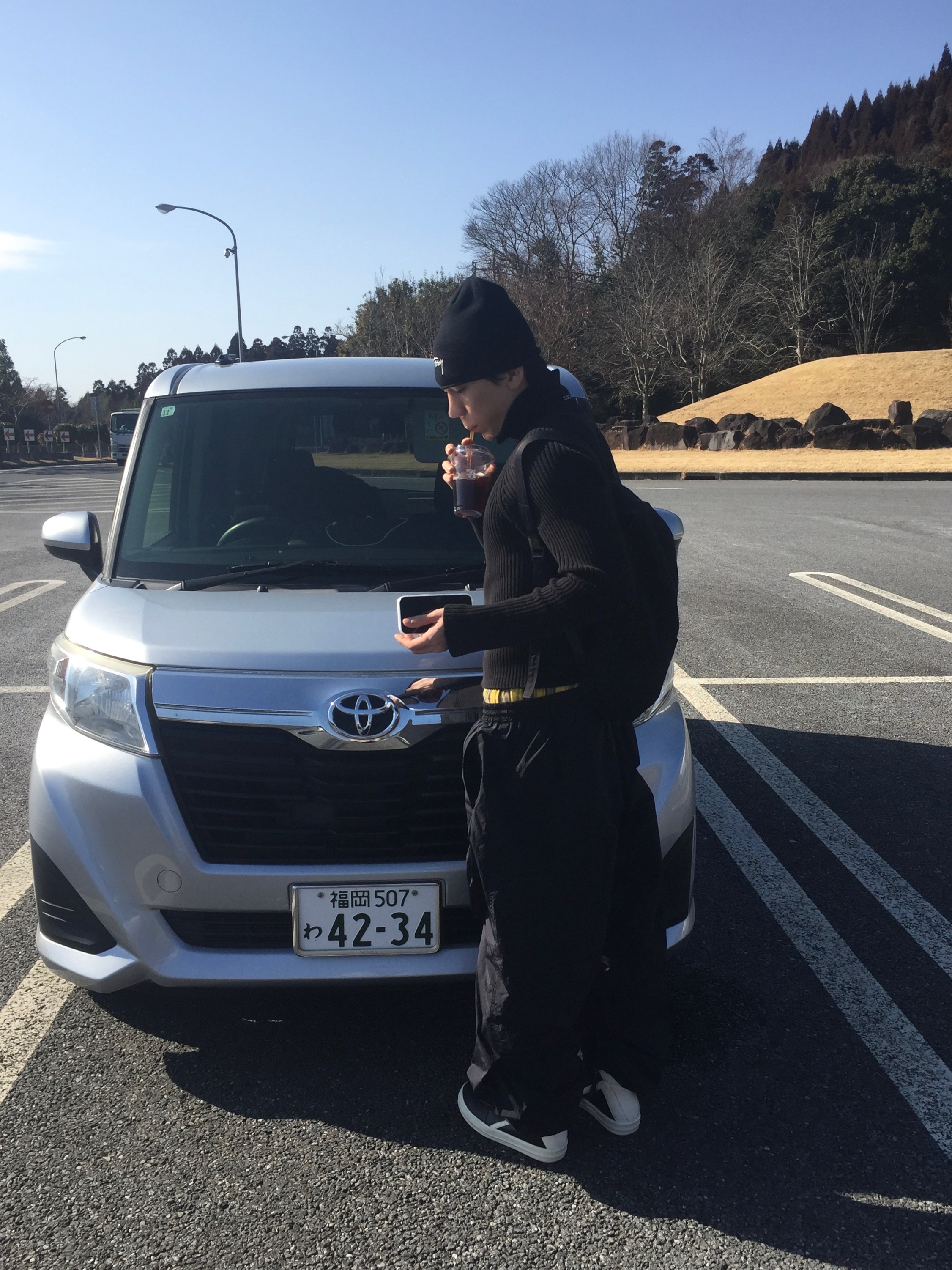 Rick Owens Geobasket Sneakers Black Milk, Rick Owens Hollywood Mega Bumper Geobasket in Full Grain Calf Leather Black Milk 착용 스타일 - 1