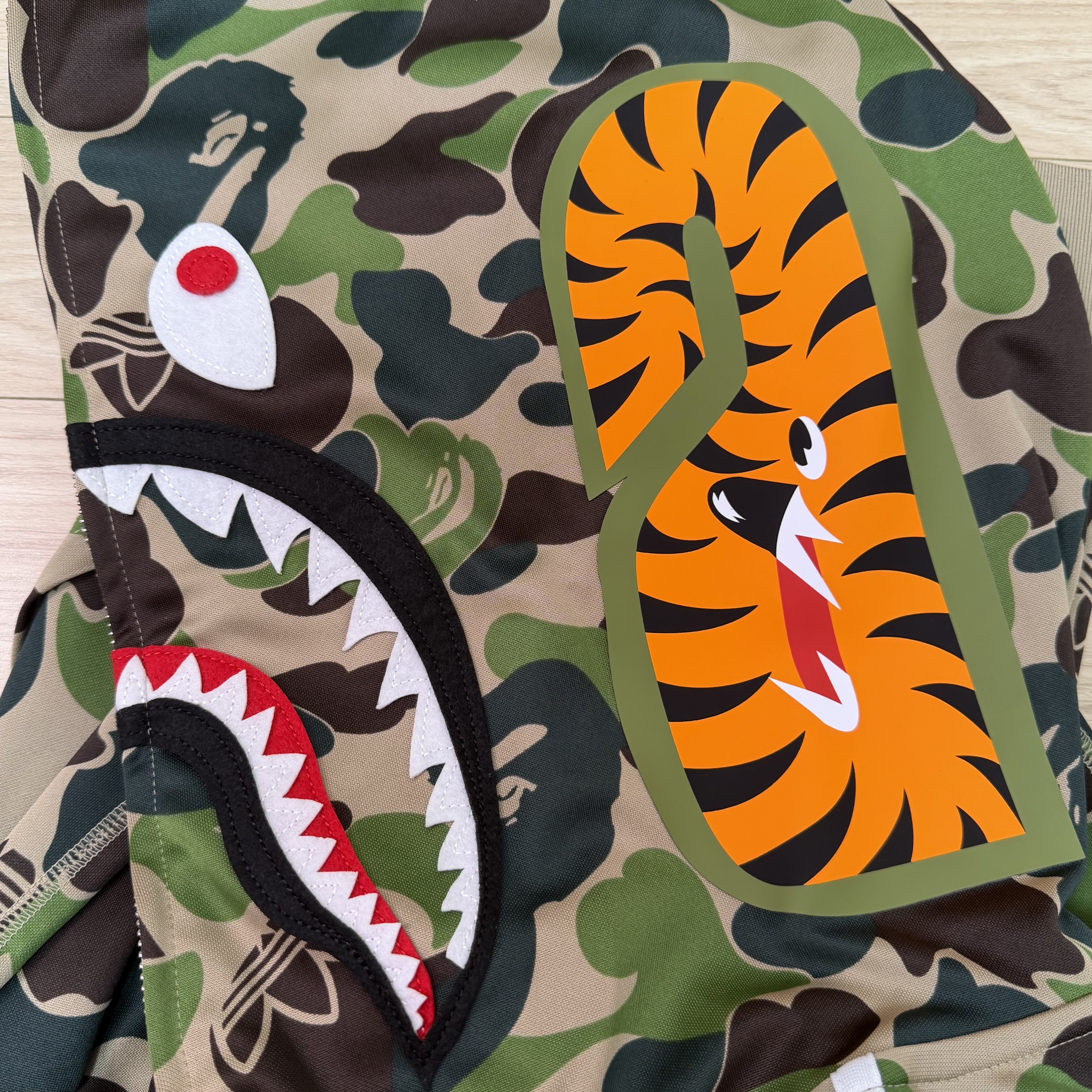 Adidas x BAPE Shark Track Hoodie Jacket Crew Green - KR Sizing 착용 스타일 - 1